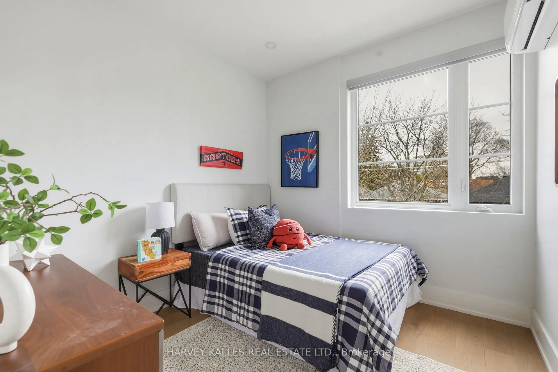 Photo 38 of 599 Soudan Avenue, Toronto, Mount Pleasant East — HOMEH