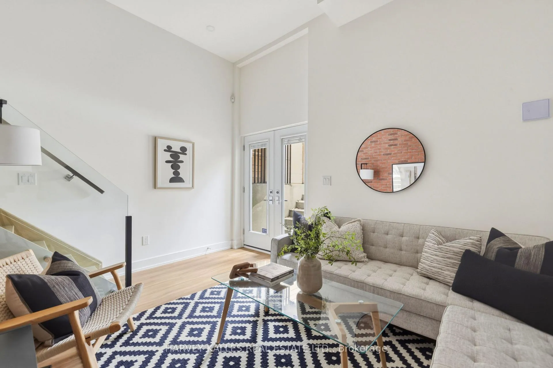 Photo 41 of 599 Soudan Avenue, Toronto, Mount Pleasant East — HOMEH