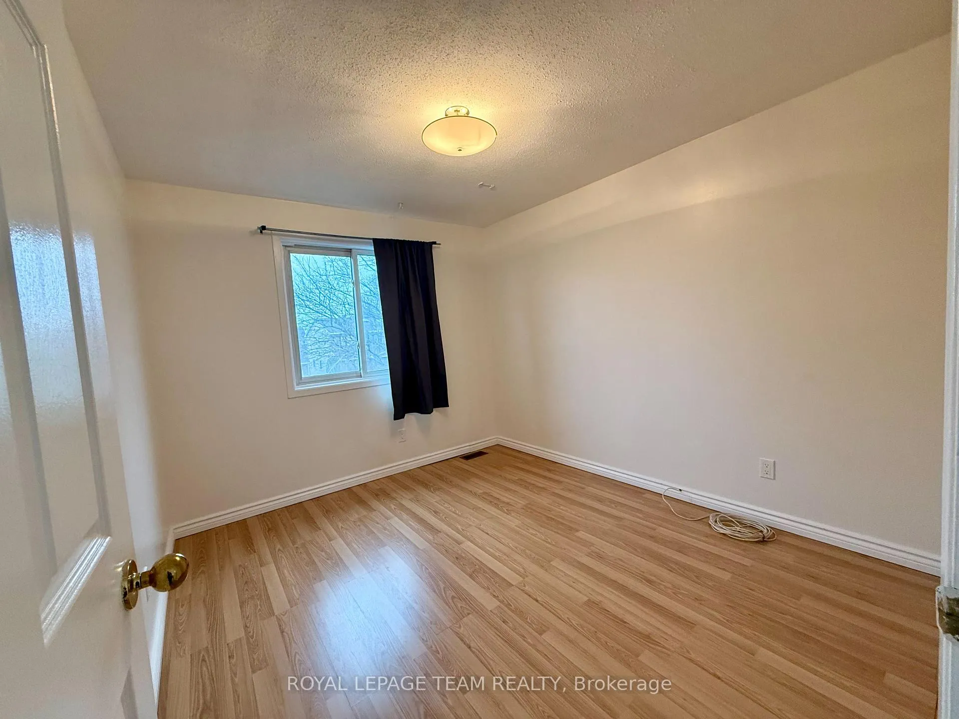 Photo 5 of 128 Pinetrail Crescent, Ottawa, Centrepointe — HOMEH