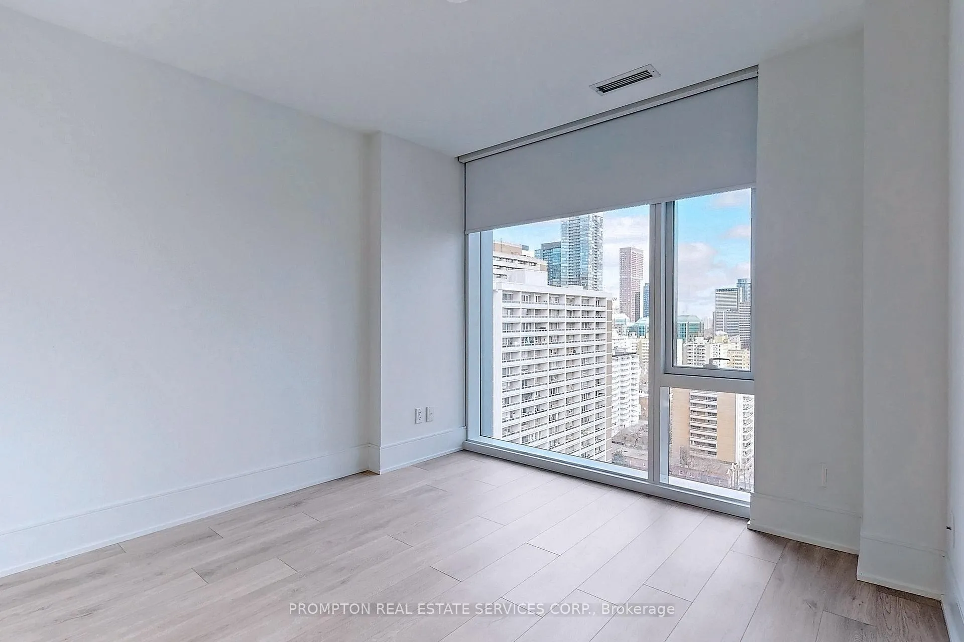 Photo 11 of Unit 1917, 3 Gloucester Street, Toronto, Church-Yonge Corridor — HOMEH