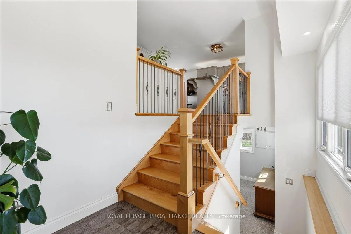 Photo 5 of 735 Shannon Road, Tyendinaga, Tyendinaga Township — HOMEH