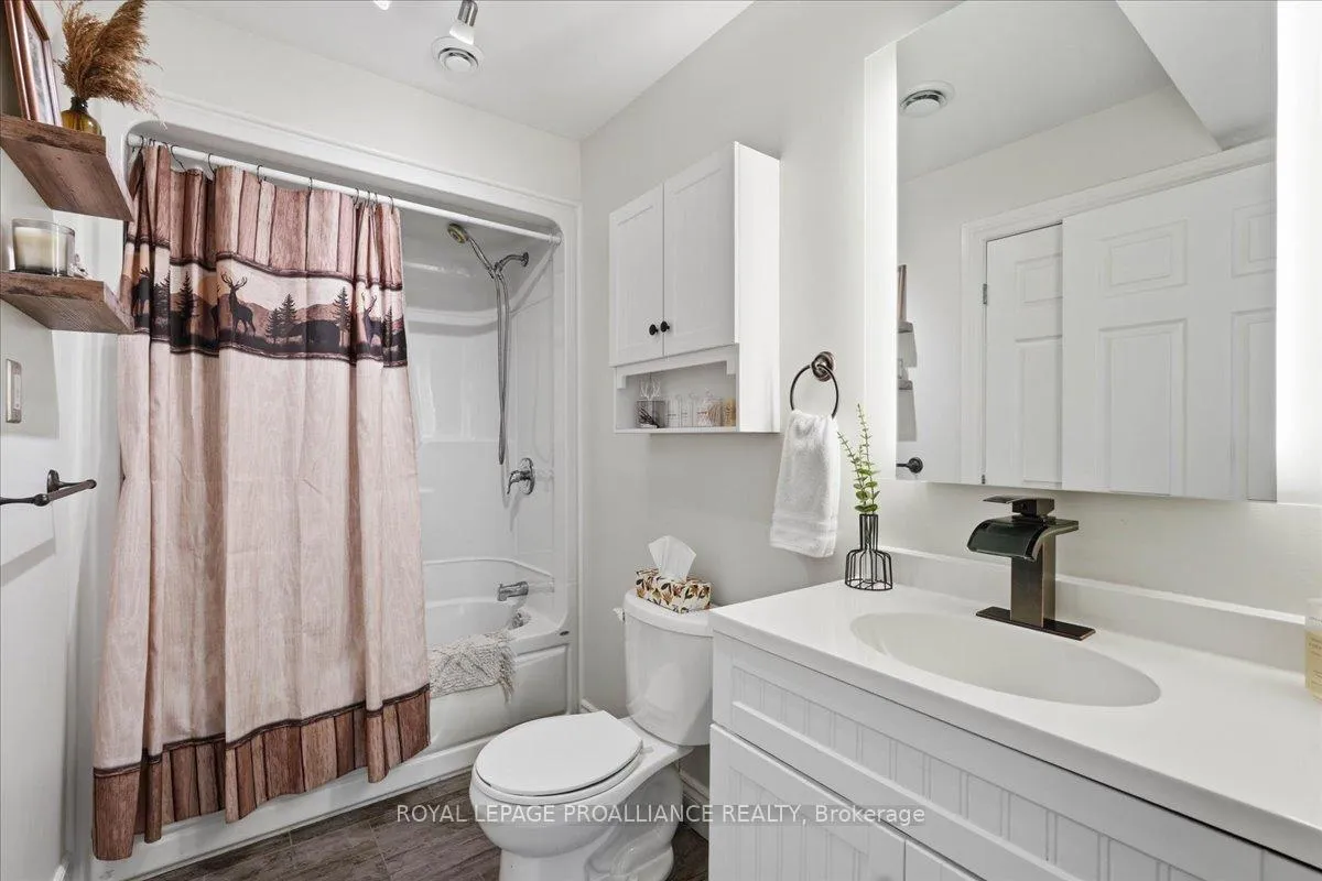 Photo 30 of 735 Shannon Road, Tyendinaga, Tyendinaga Township — HOMEH