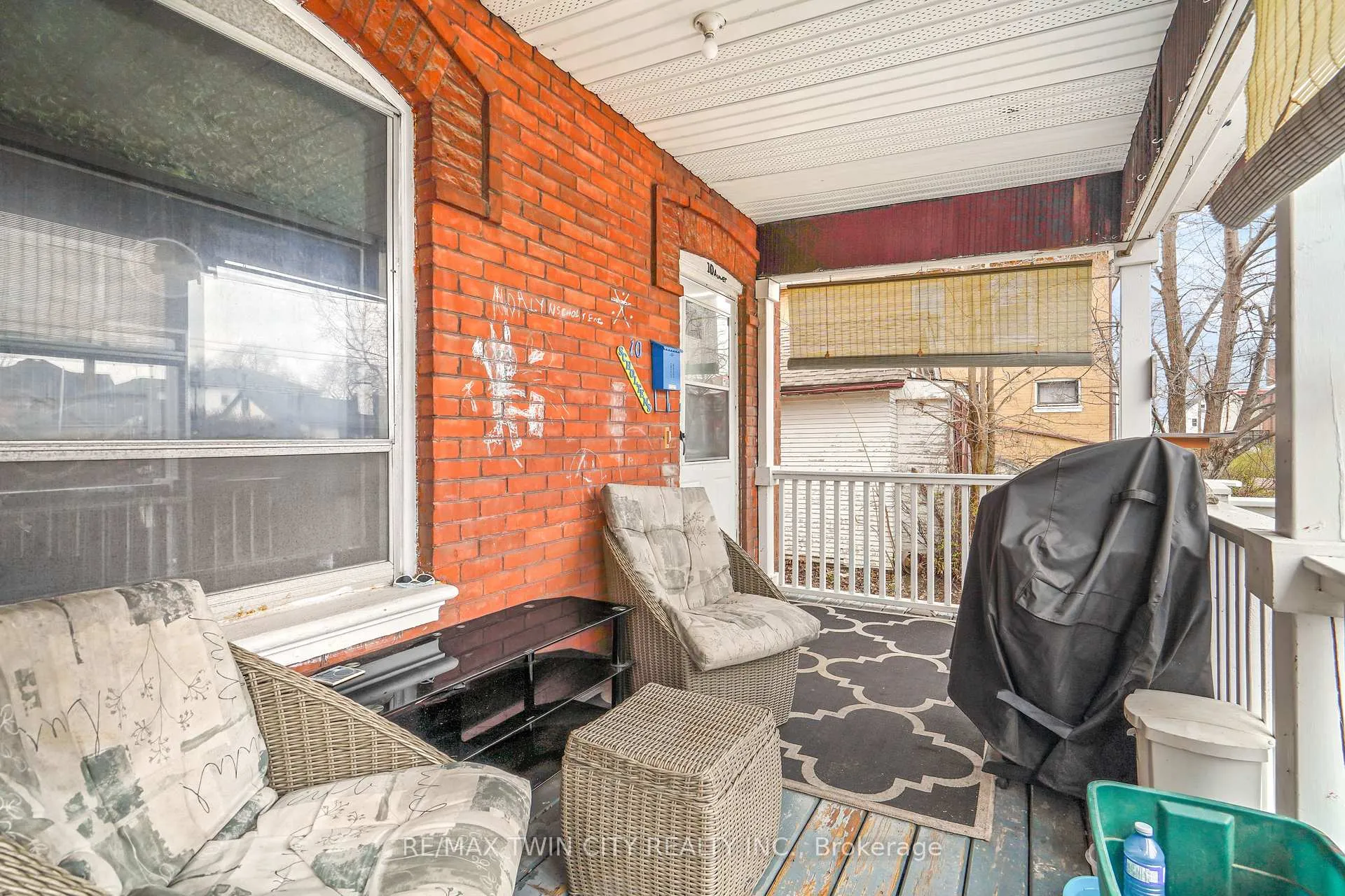 Photo 5 of 10 Henrietta Street, Brantford, Lansdowne — HOMEH
