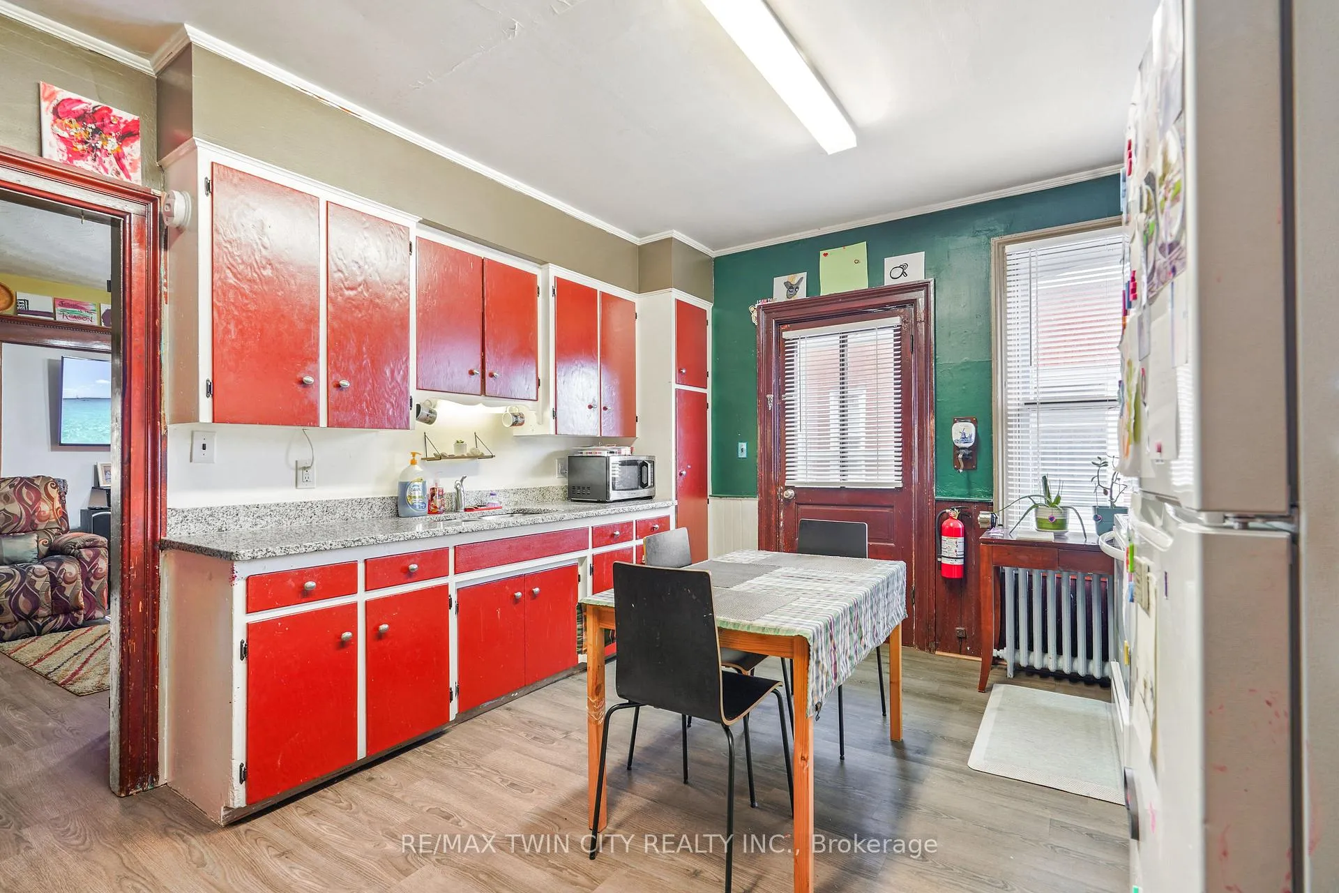 Photo 26 of 10 Henrietta Street, Brantford, Lansdowne — HOMEH