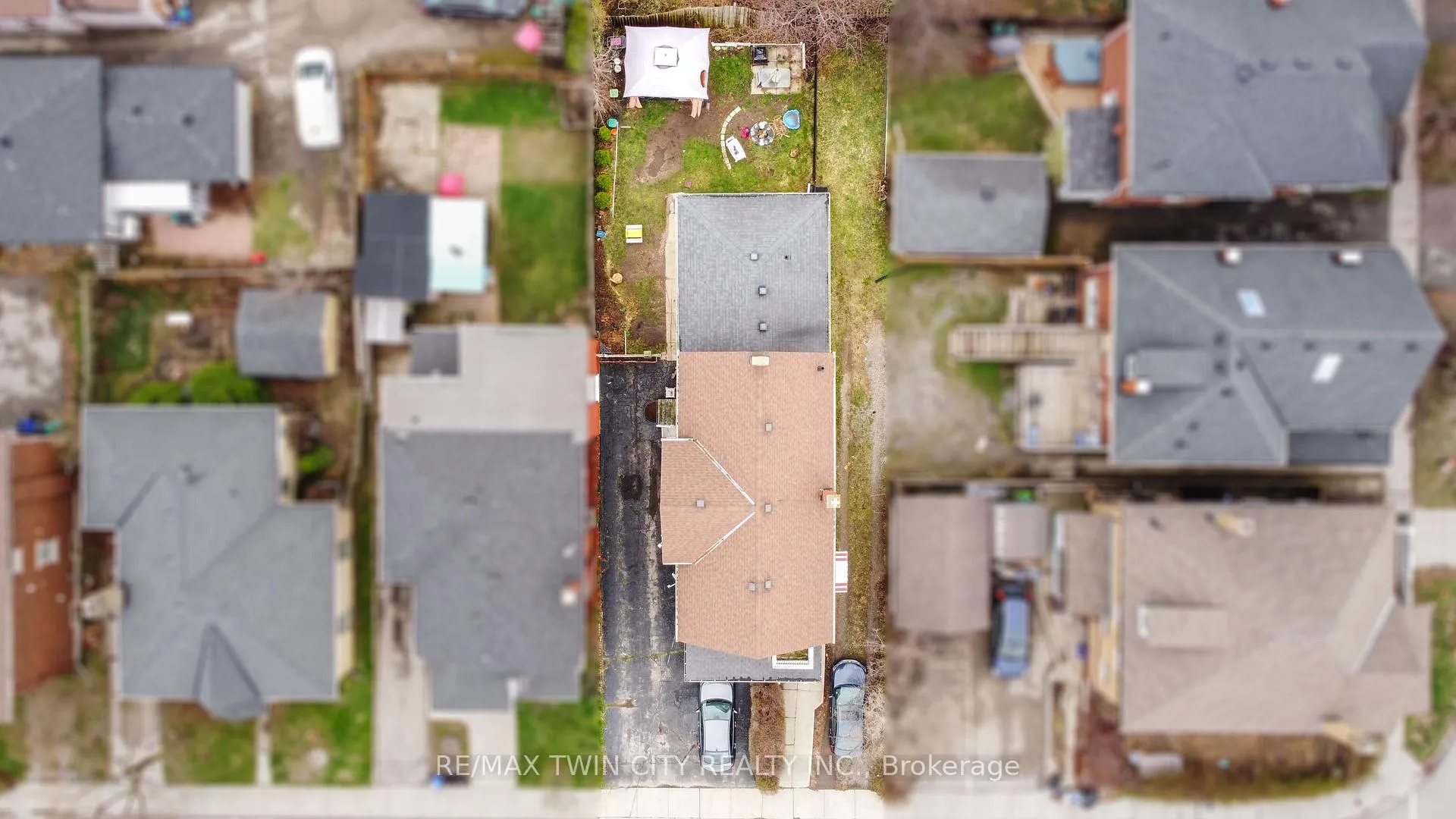 Photo 40 of 10 Henrietta Street, Brantford, Lansdowne — HOMEH