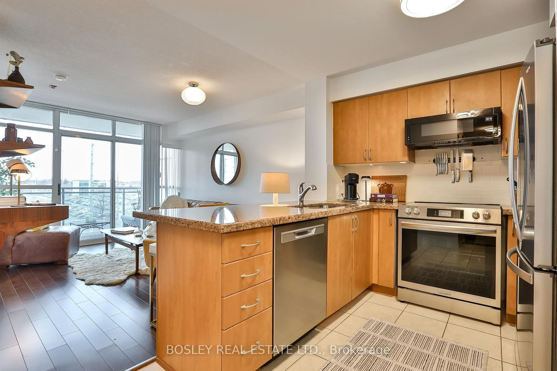Photo 7 of Unit 509, 1600 Charles Street, Whitby, Port Whitby — HOMEH