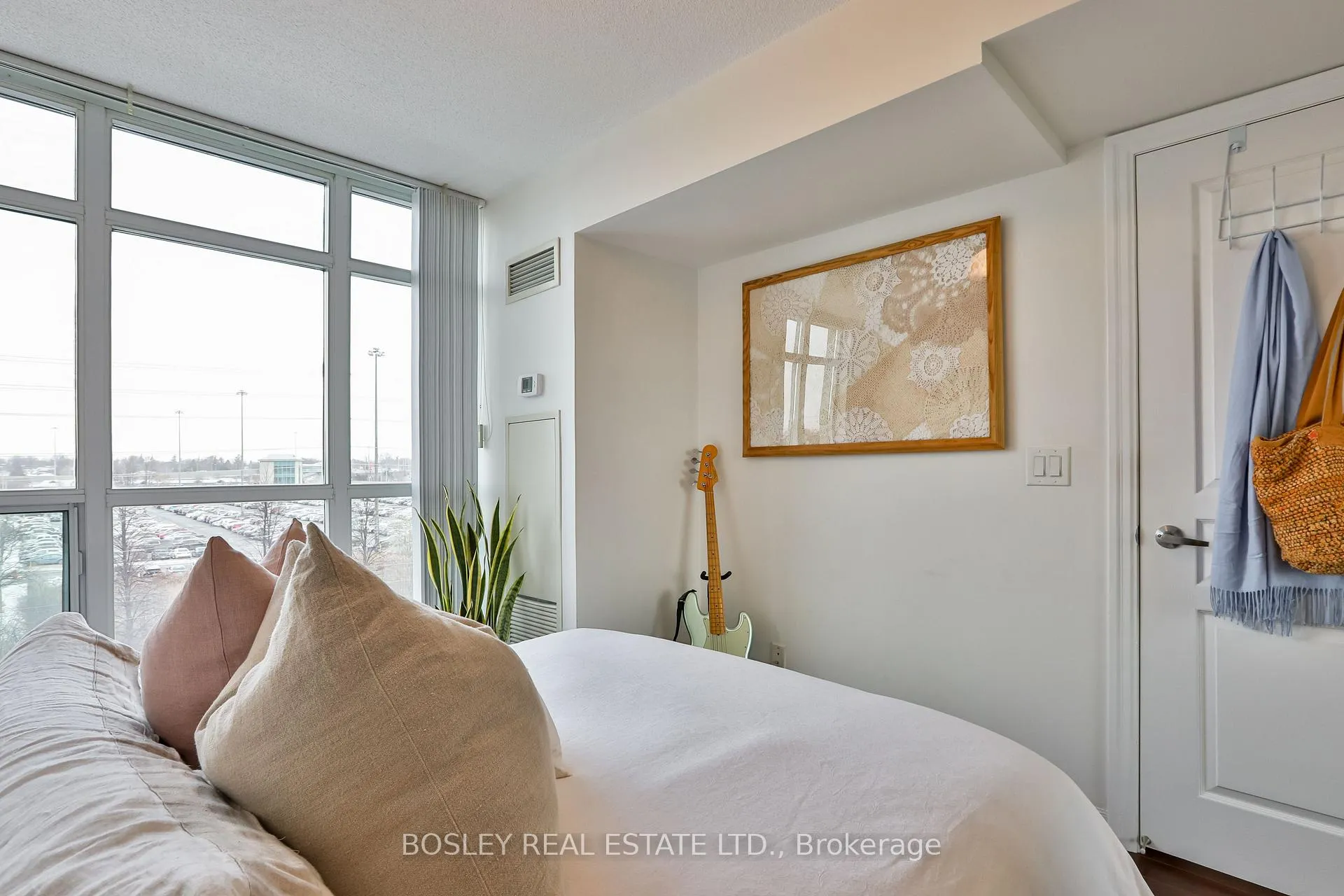 Photo 18 of Unit 509, 1600 Charles Street, Whitby, Port Whitby — HOMEH