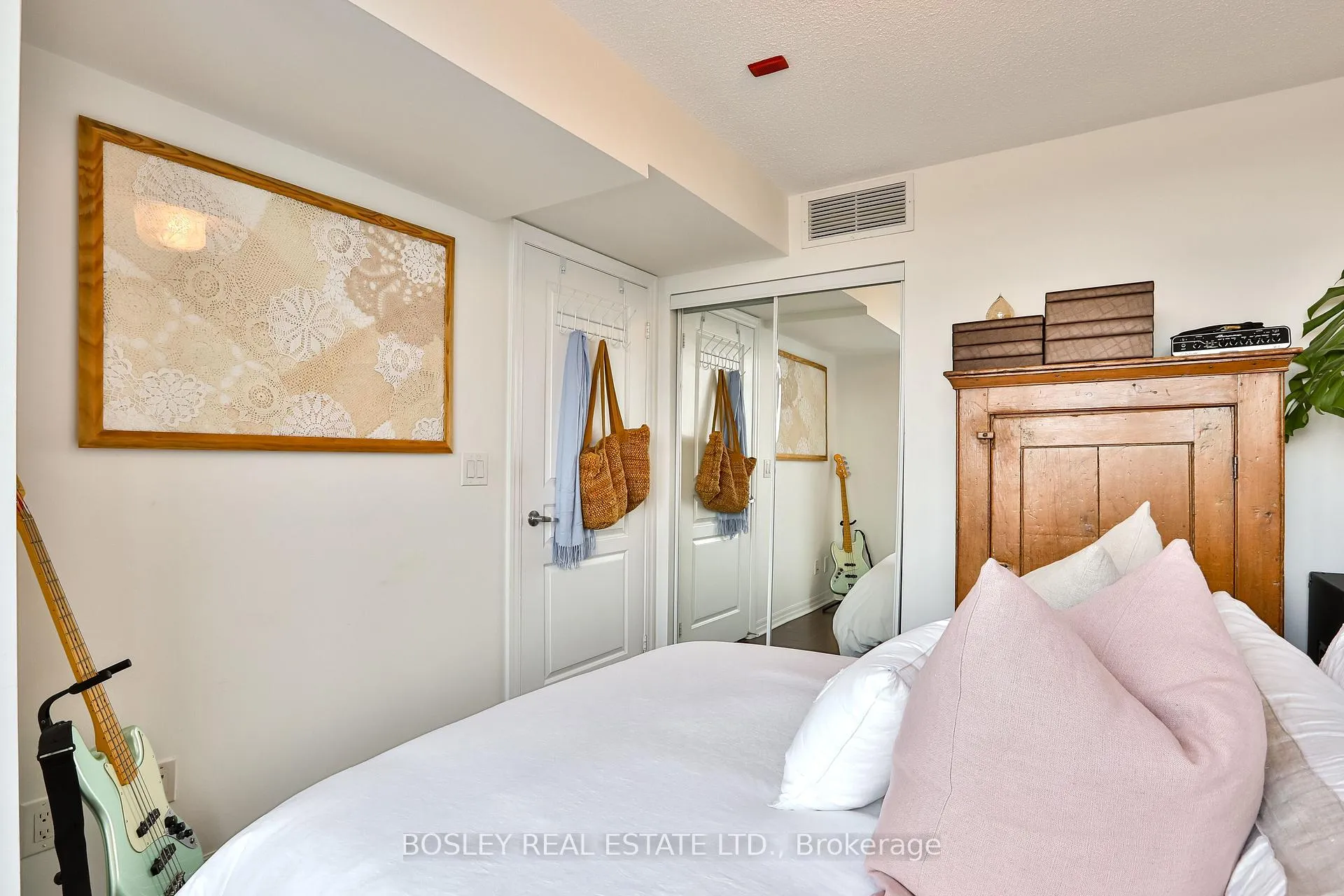 Photo 19 of Unit 509, 1600 Charles Street, Whitby, Port Whitby — HOMEH