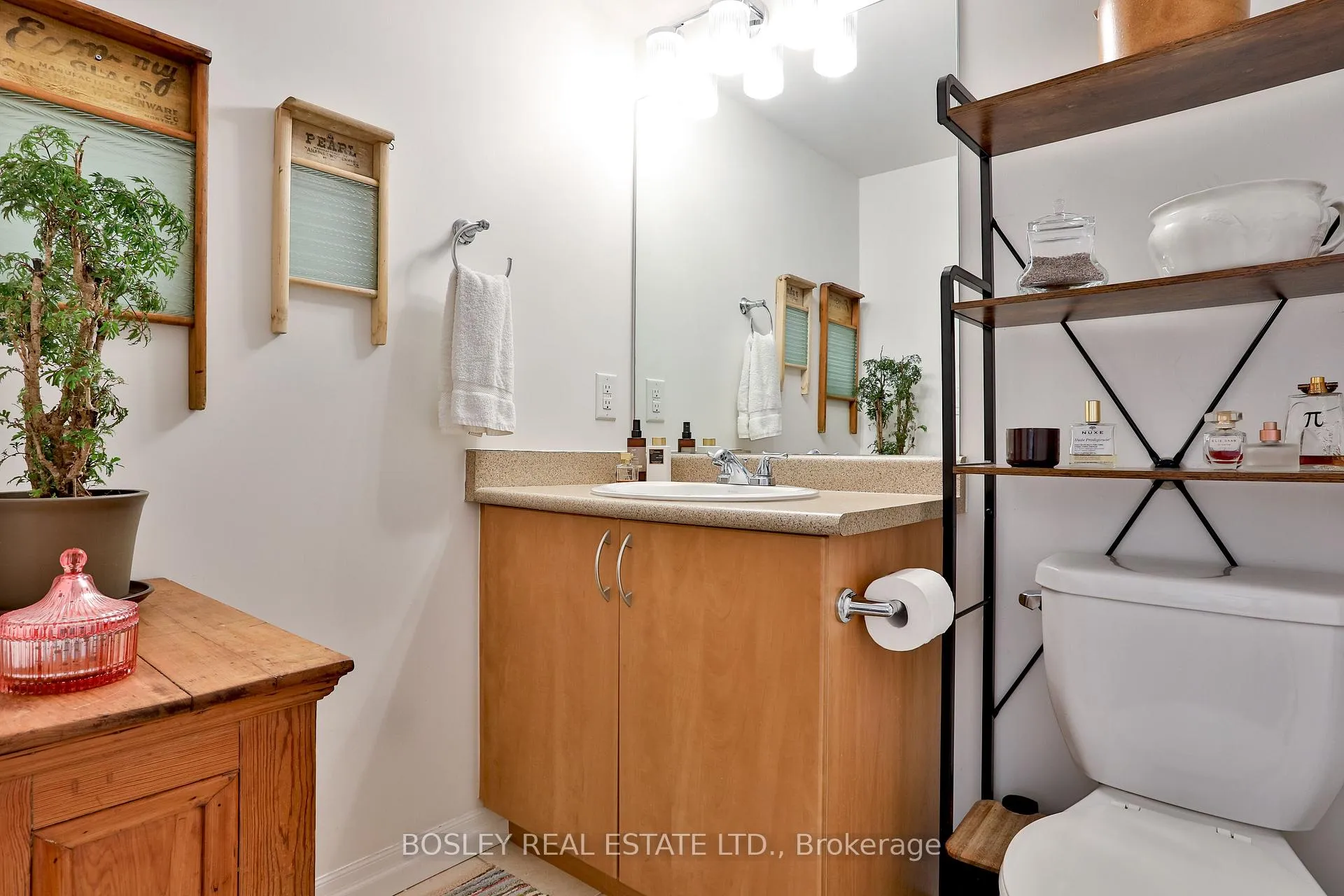 Photo 23 of Unit 509, 1600 Charles Street, Whitby, Port Whitby — HOMEH