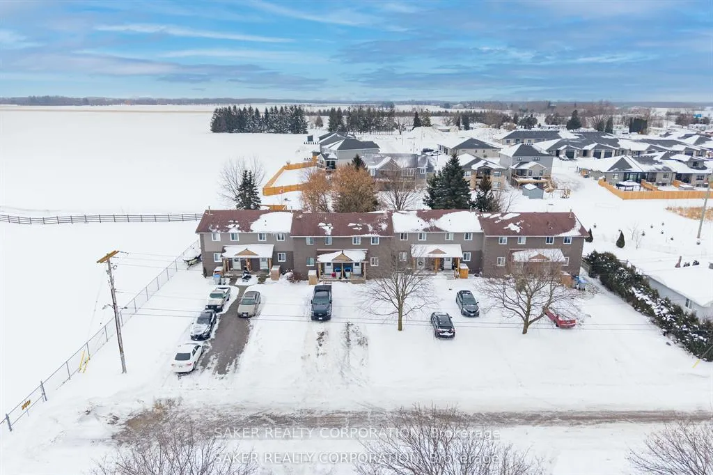 Photo 4 of 141 Simcoe Street, South Huron, Exeter — HOMEH