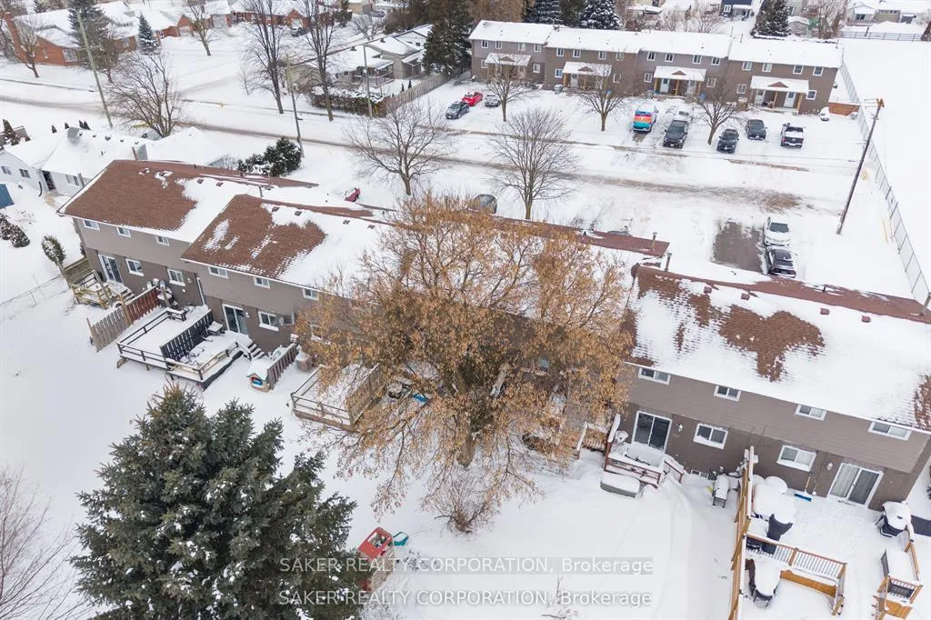 Photo 5 of 141 Simcoe Street, South Huron, Exeter — HOMEH