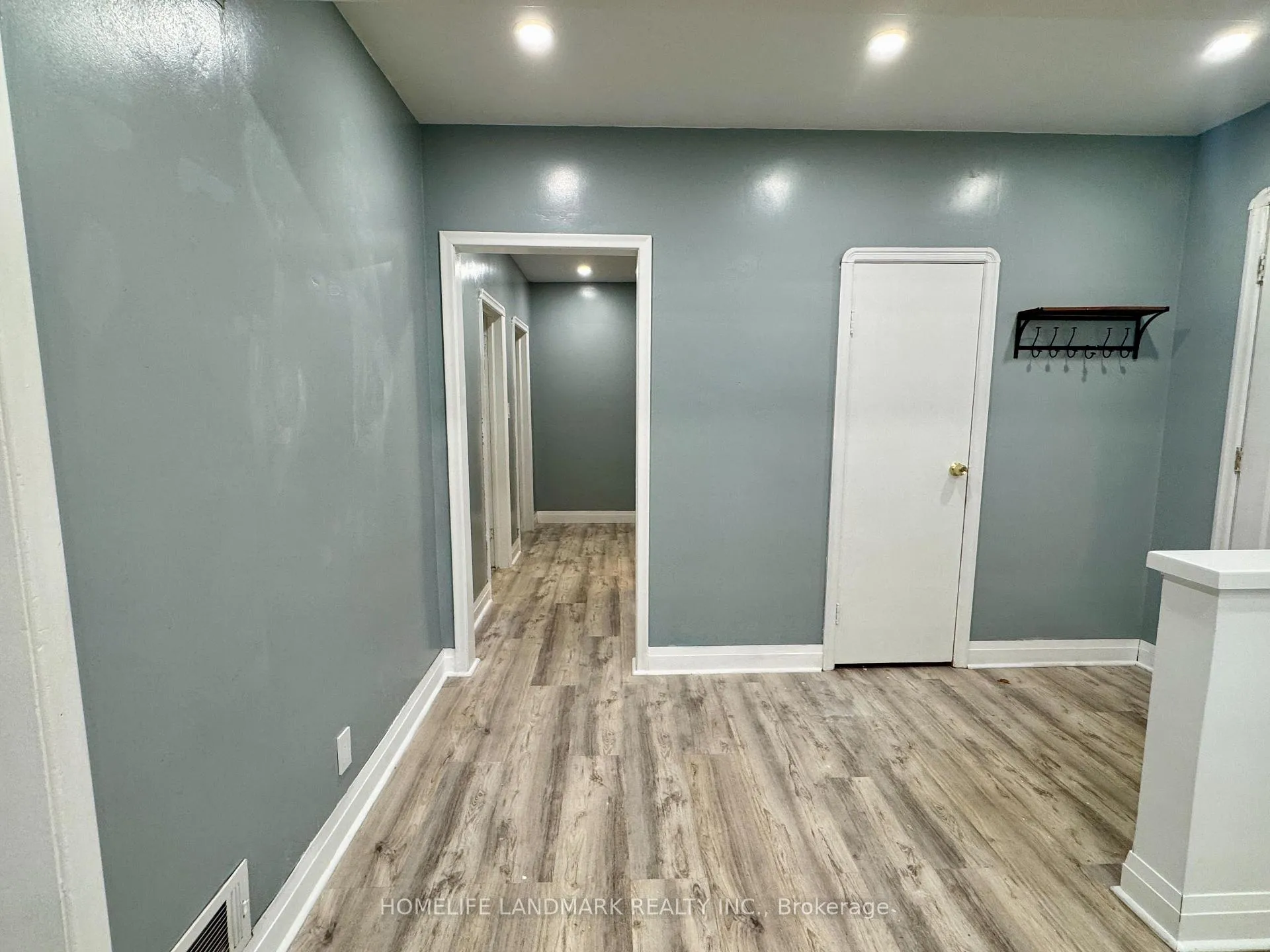 Photo 10 of Unit Main, 1316 Simcoe Street S, Oshawa, Lakeview — HOMEH