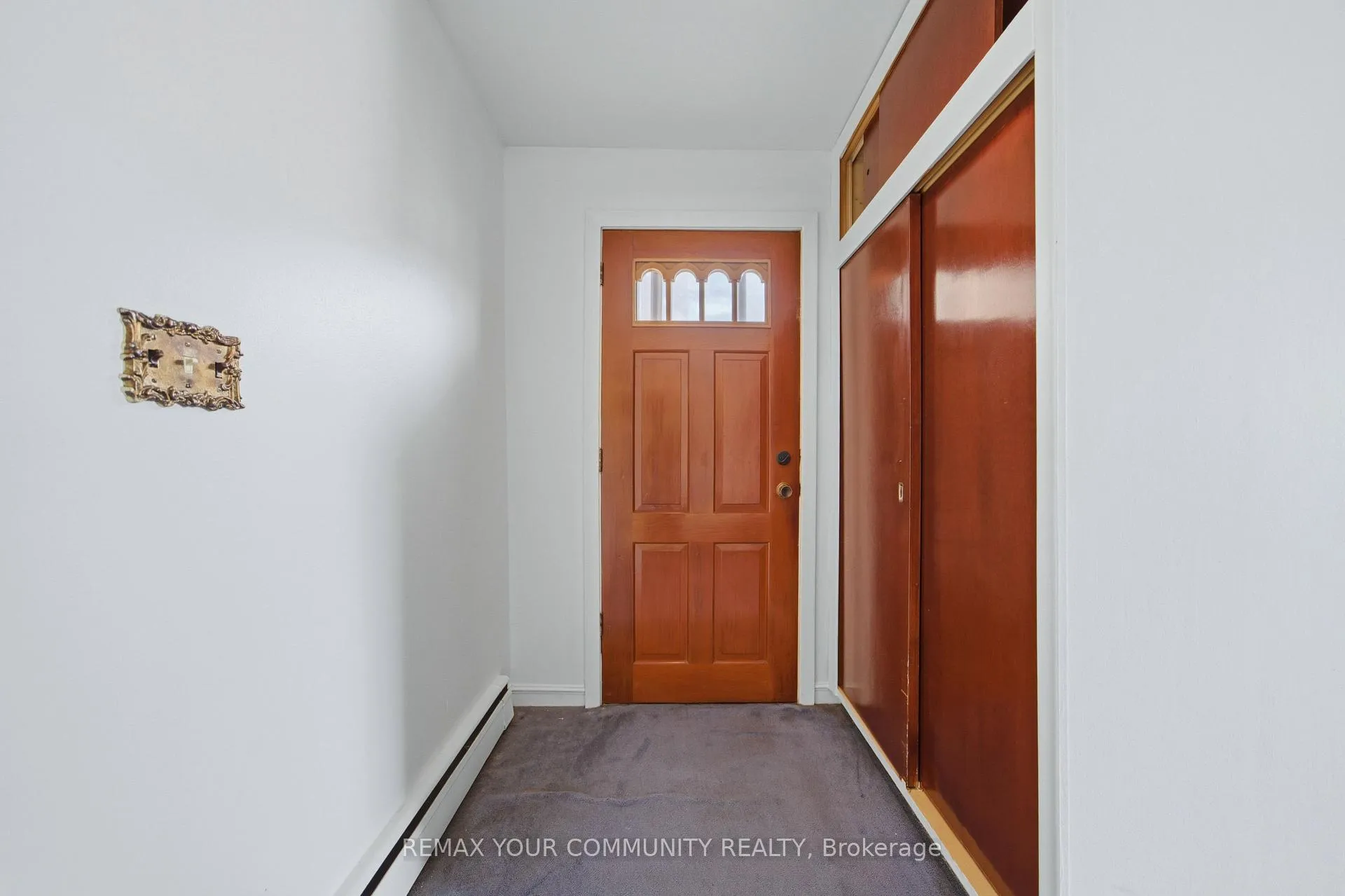 Photo 6 of 25 Fordwich Crescent, Etobicoke, Rexdale-Kipling — HOMEH