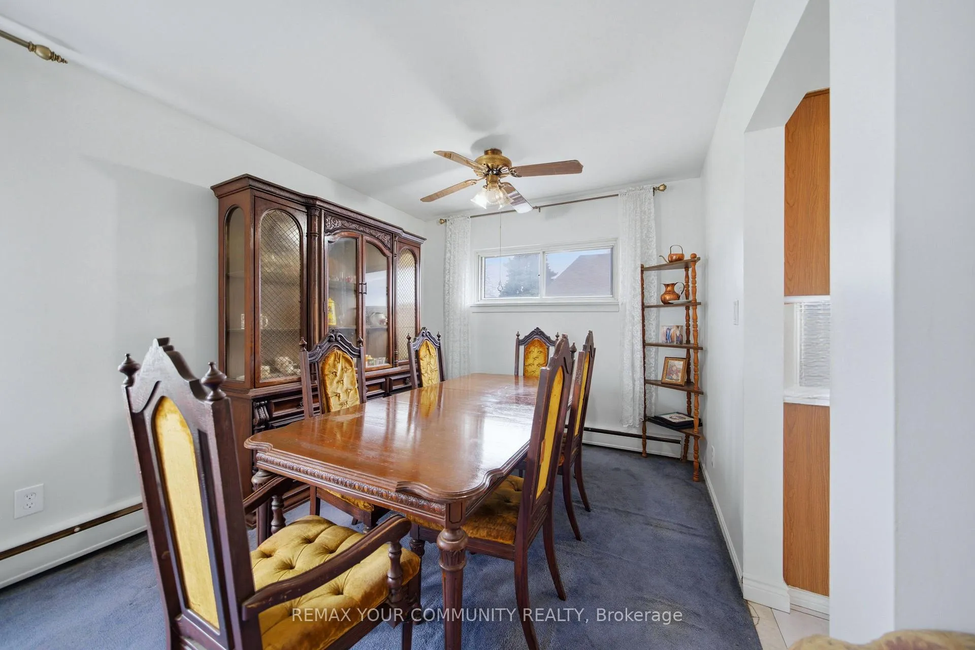 Photo 11 of 25 Fordwich Crescent, Etobicoke, Rexdale-Kipling — HOMEH
