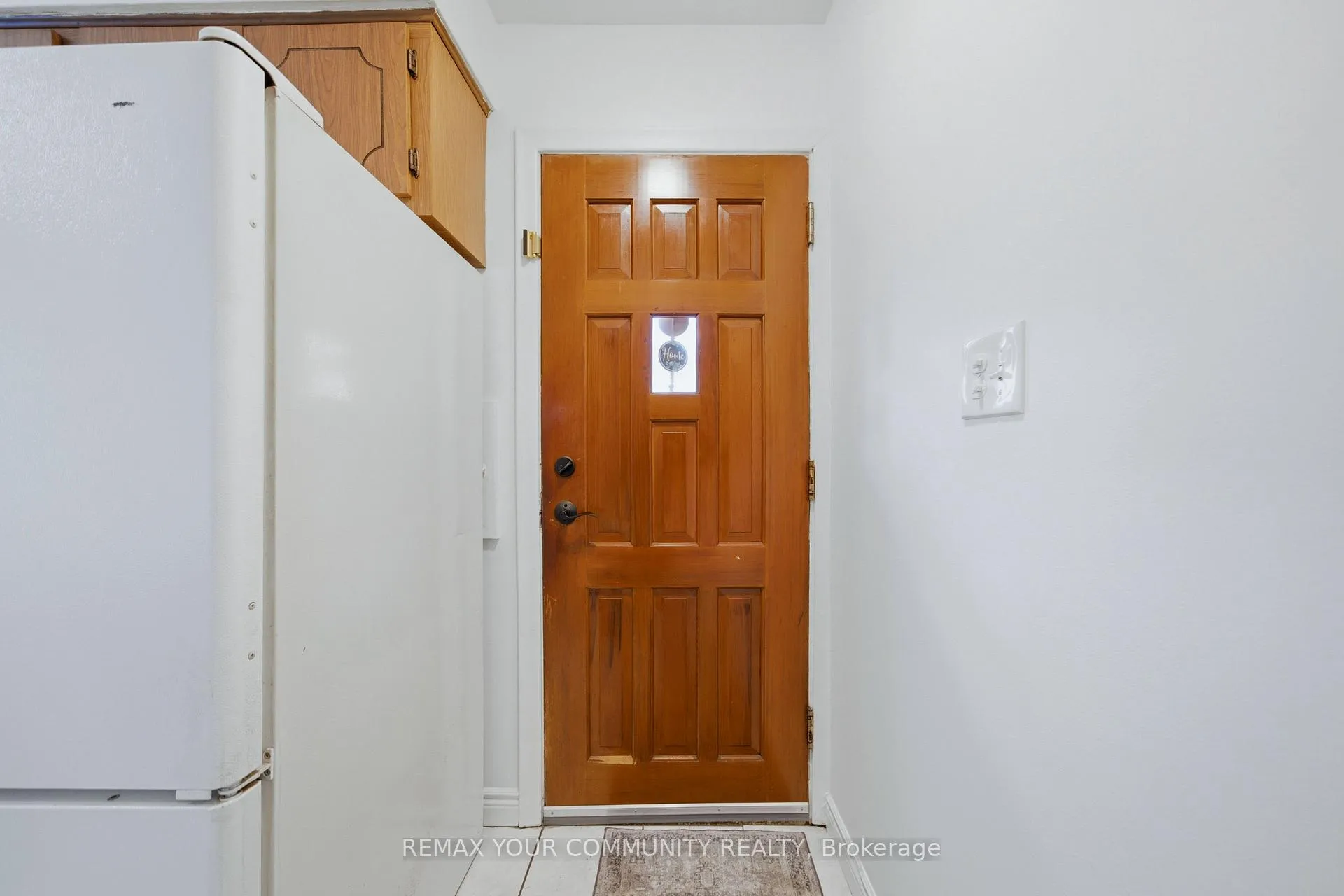 Photo 14 of 25 Fordwich Crescent, Etobicoke, Rexdale-Kipling — HOMEH