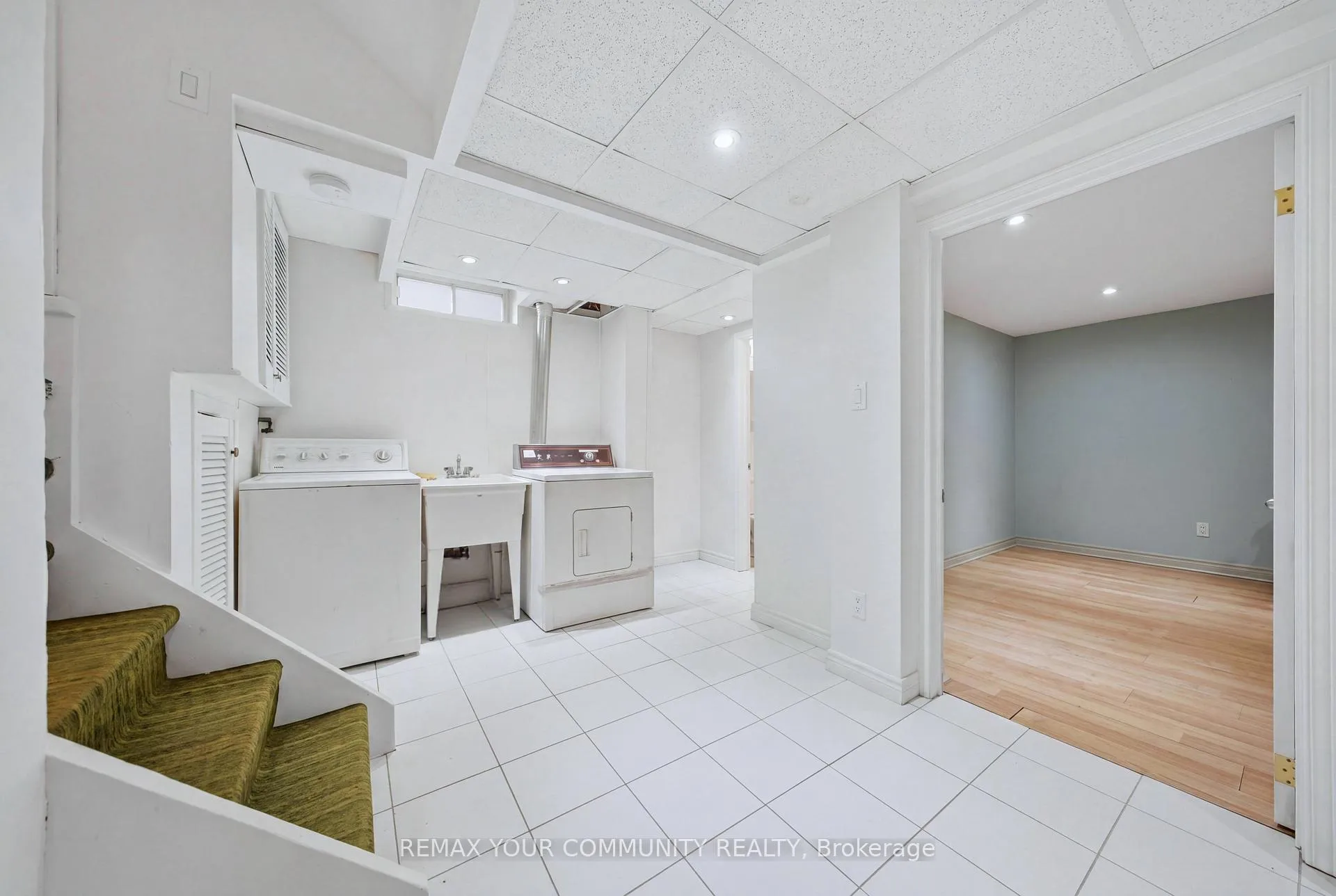 Photo 27 of 25 Fordwich Crescent, Etobicoke, Rexdale-Kipling — HOMEH