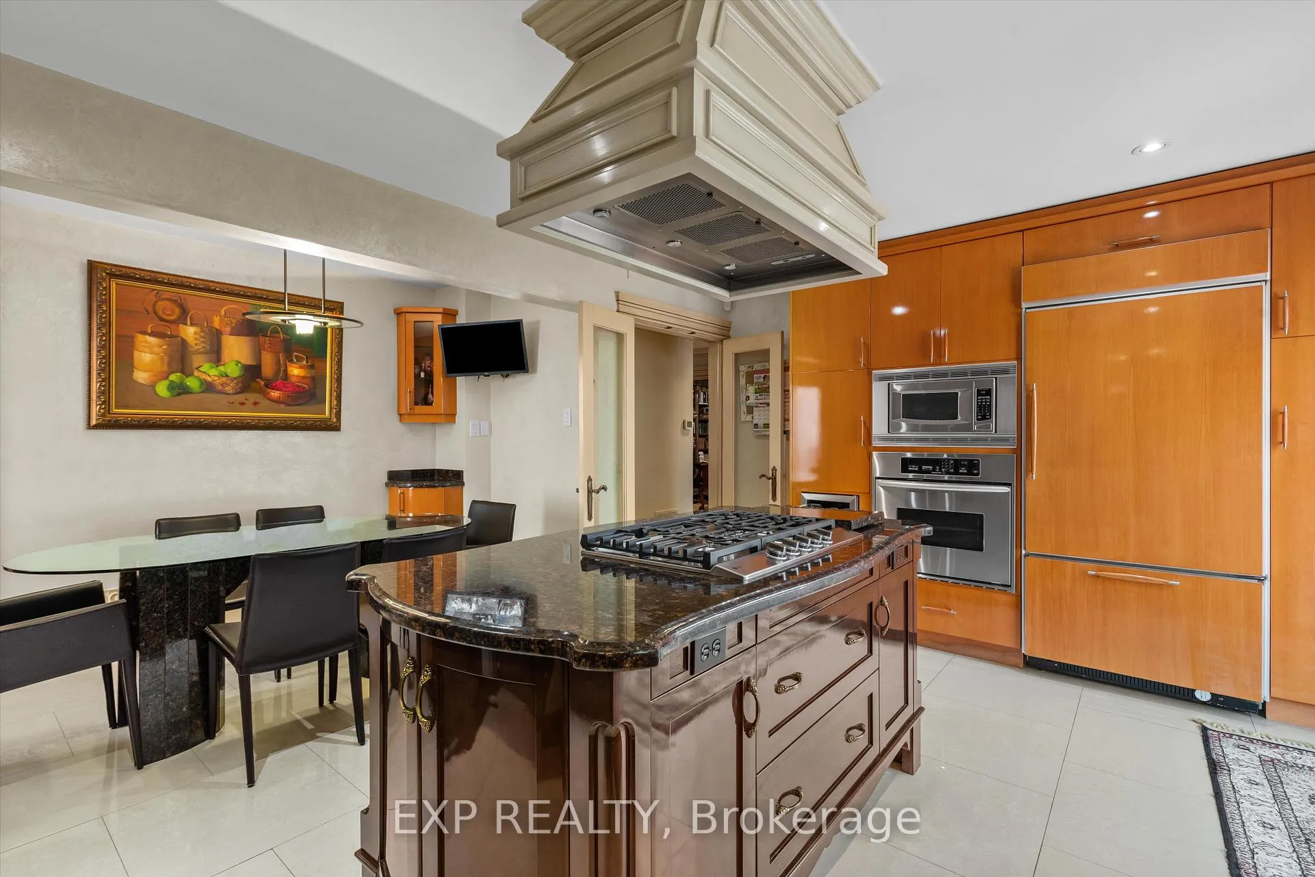 Photo 11 of 129 Rose Green Drive, Vaughan, Uplands — HOMEH