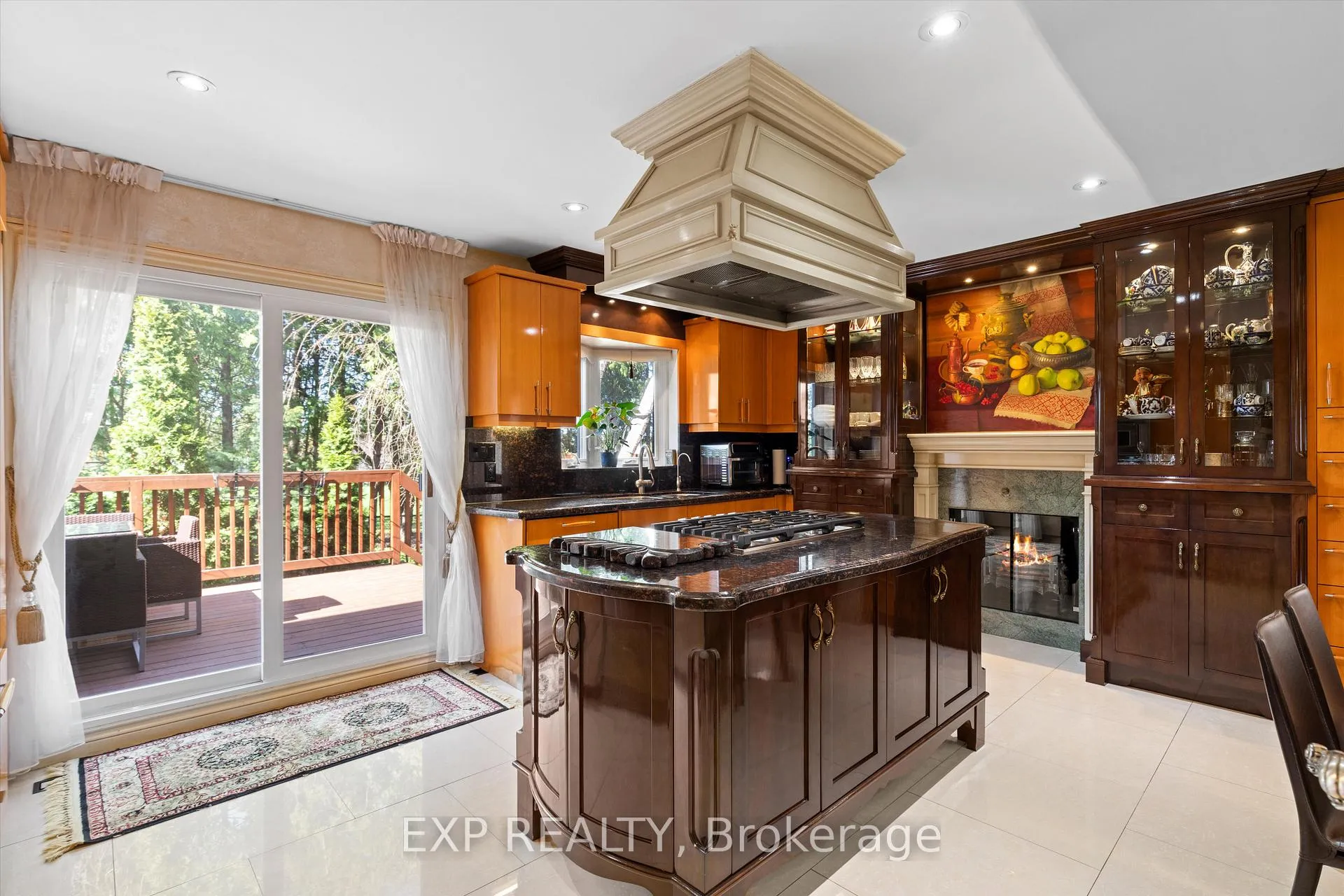 Photo 12 of 129 Rose Green Drive, Vaughan, Uplands — HOMEH