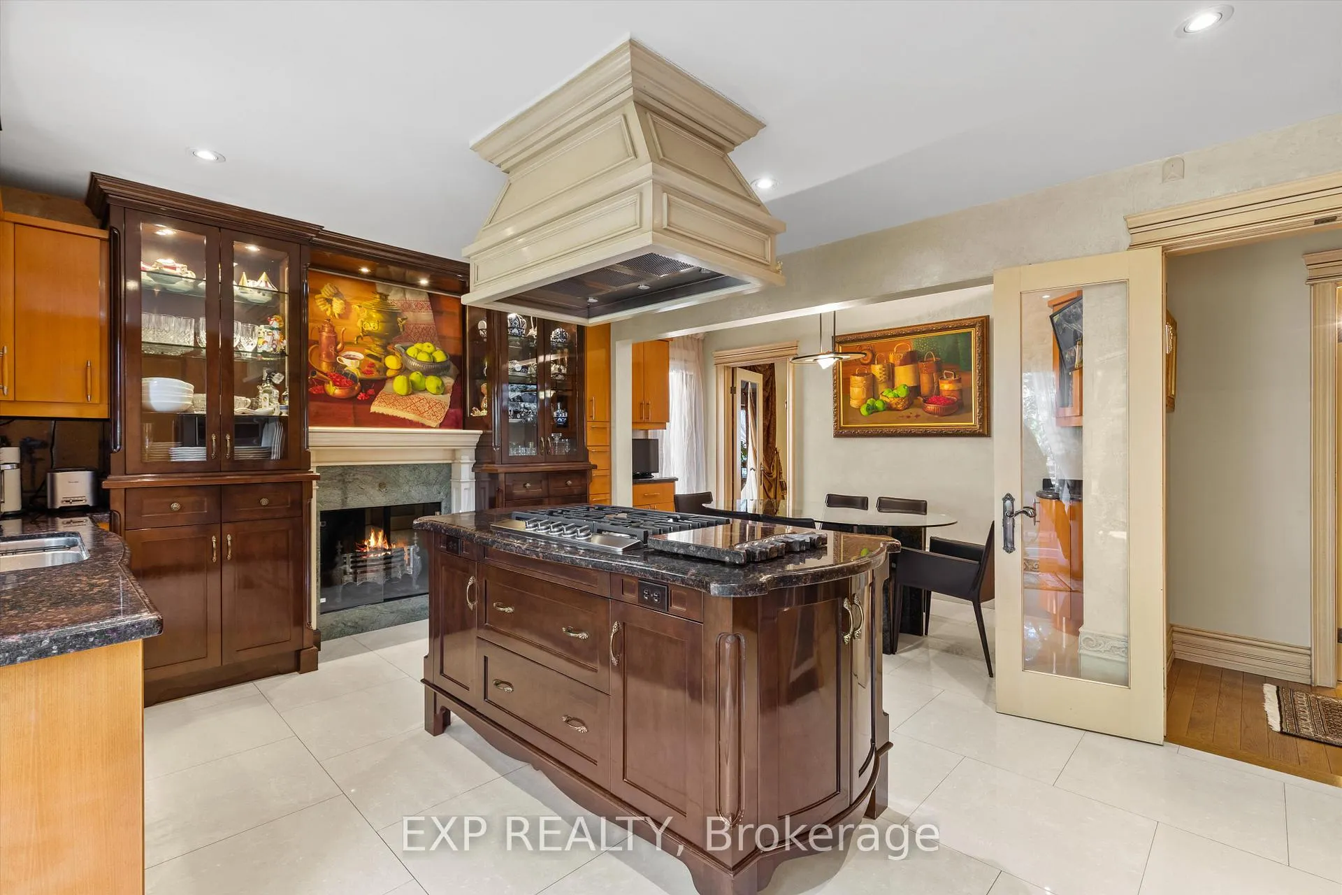 Photo 13 of 129 Rose Green Drive, Vaughan, Uplands — HOMEH
