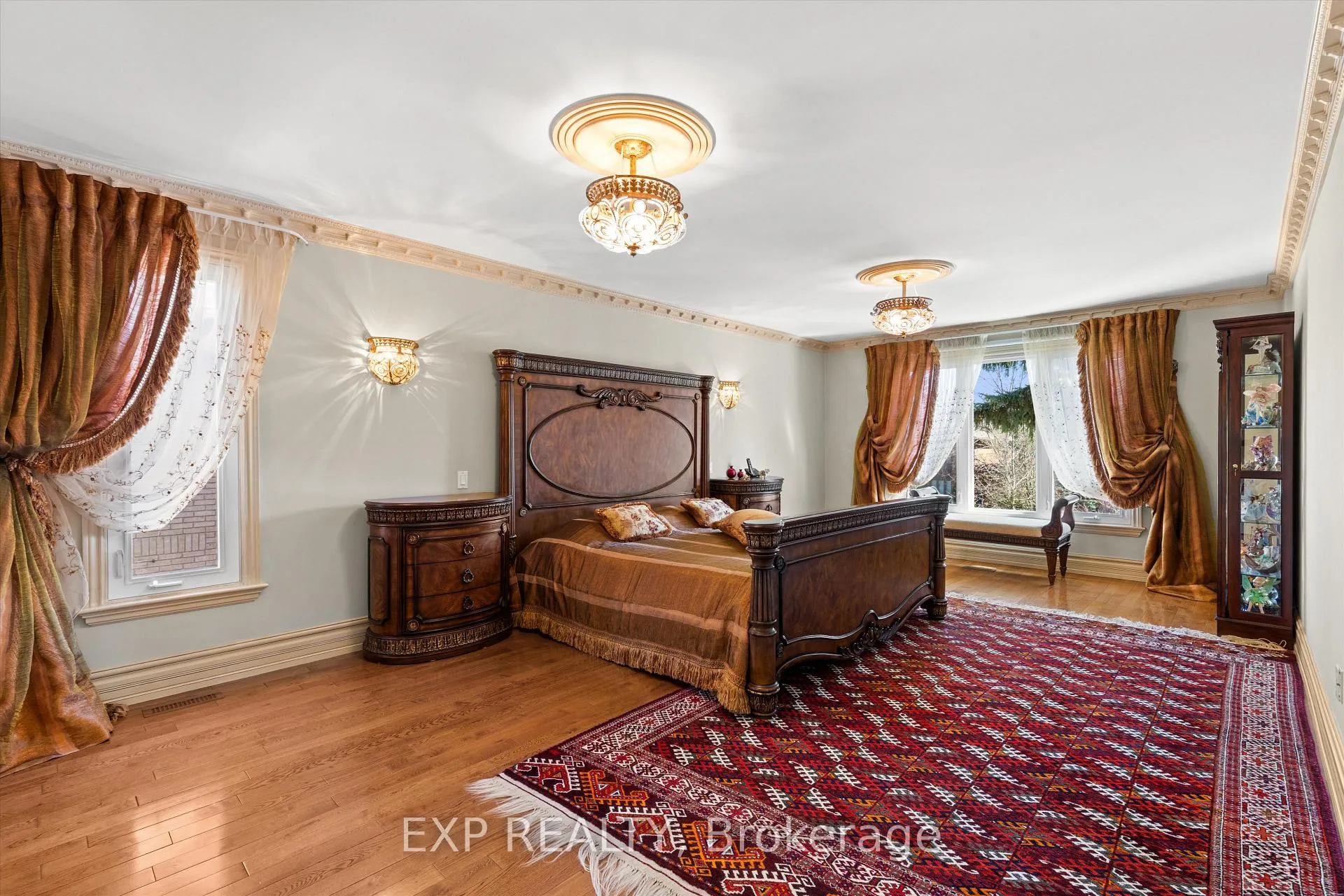Photo 17 of 129 Rose Green Drive, Vaughan, Uplands — HOMEH