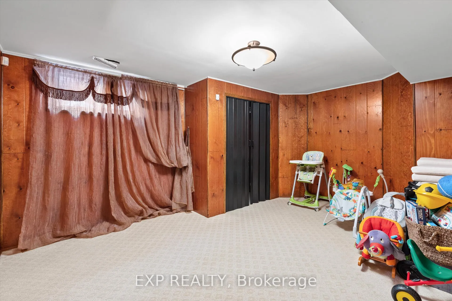 Photo 29 of 129 Rose Green Drive, Vaughan, Uplands — HOMEH