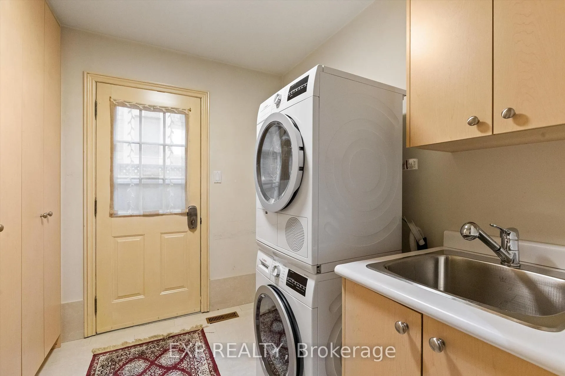 Photo 31 of 129 Rose Green Drive, Vaughan, Uplands — HOMEH