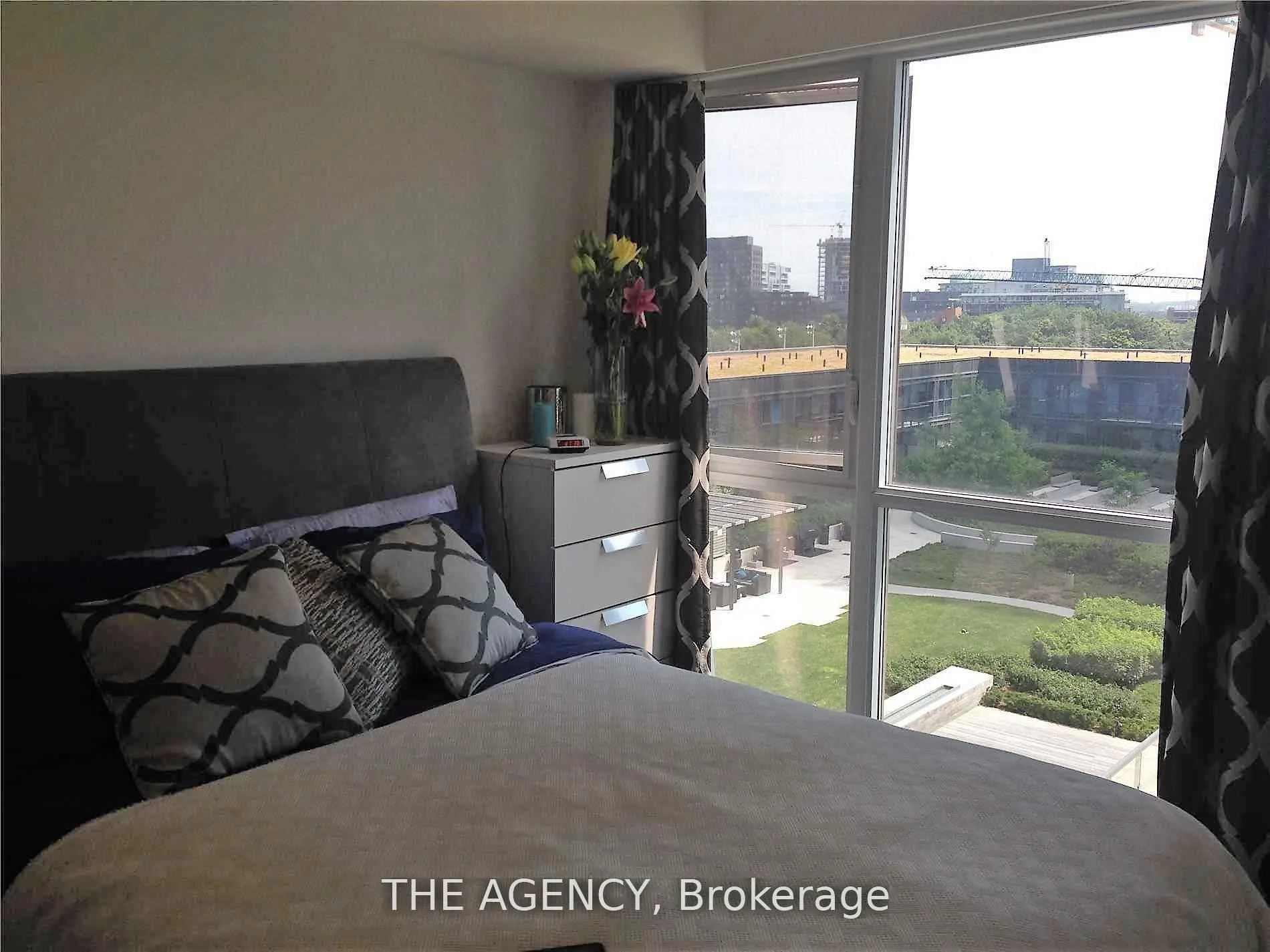 Photo 4 of Unit 711, 170 Sumach Street, Toronto, Regent Park — HOMEH