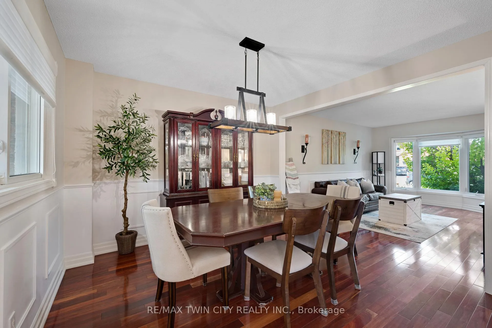 Photo 9 of 477 Burnett Avenue, Cambridge — HOMEH