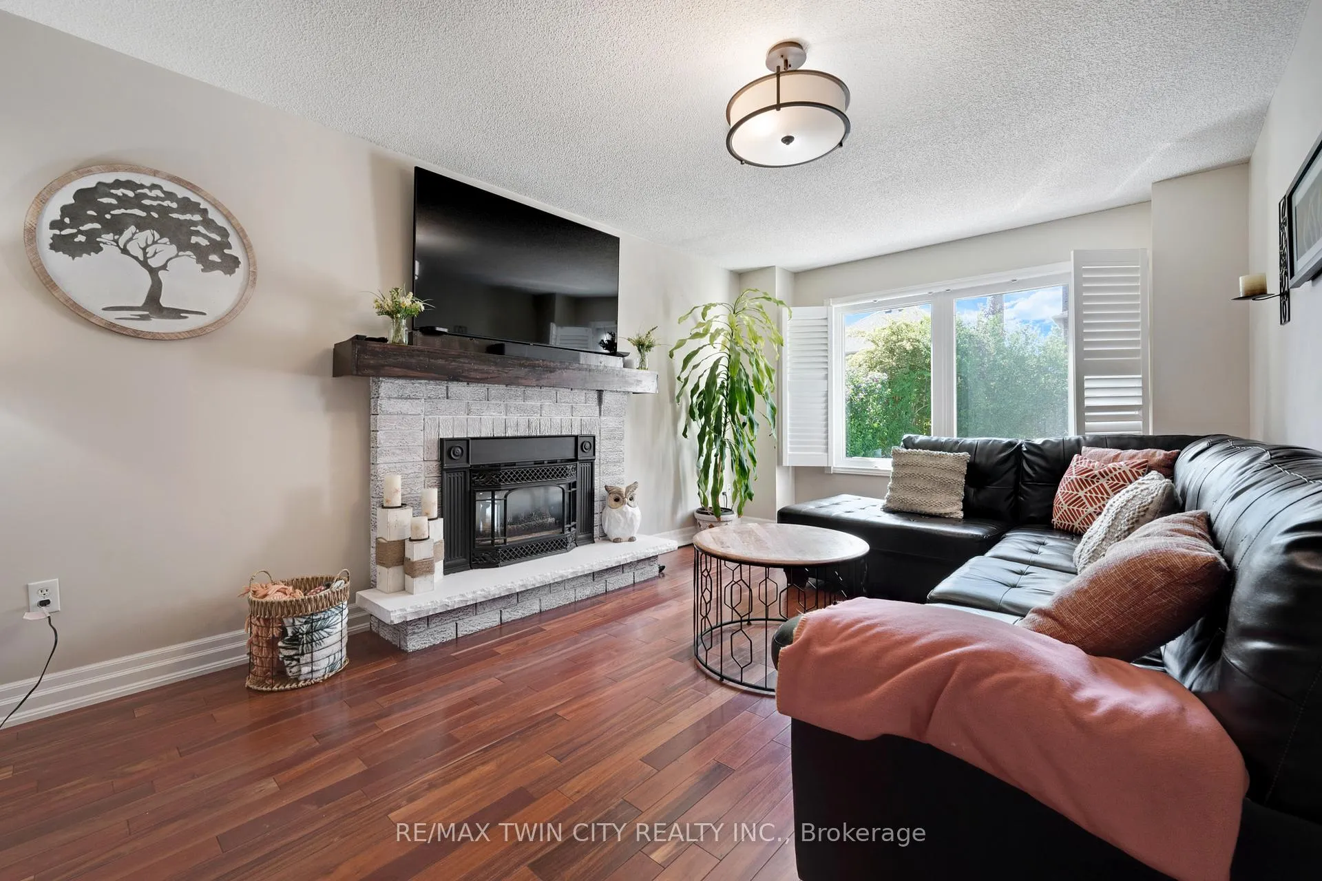 Photo 15 of 477 Burnett Avenue, Cambridge — HOMEH