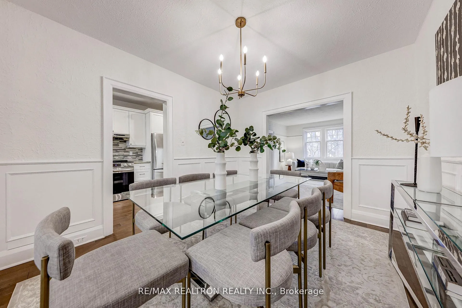 Photo 4 of 294 St Germain Avenue, Toronto, Lawrence Park North — HOMEH