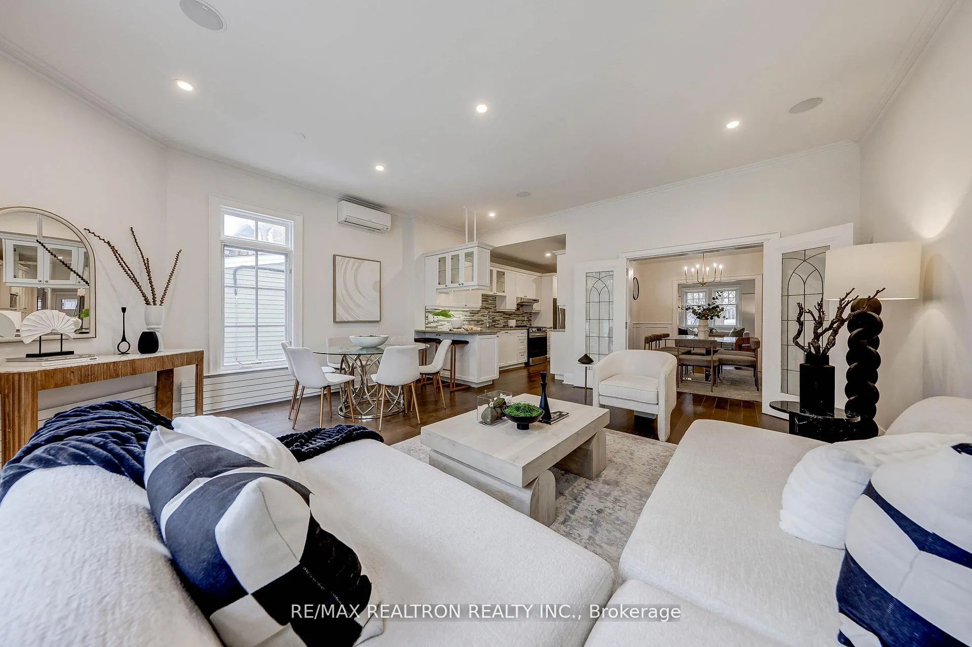 Photo 11 of 294 St Germain Avenue, Toronto, Lawrence Park North — HOMEH