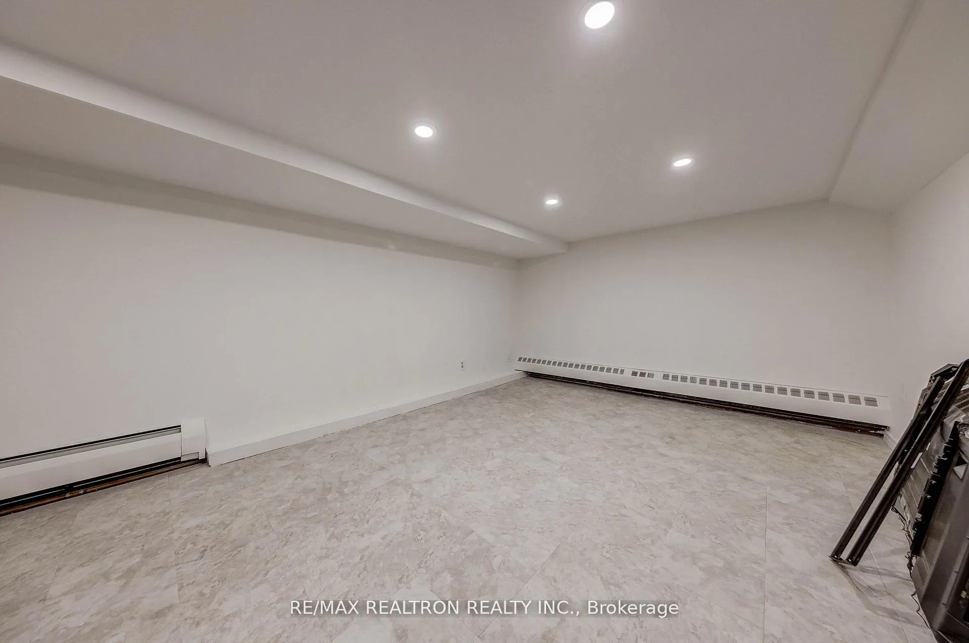 Photo 18 of 294 St Germain Avenue, Toronto, Lawrence Park North — HOMEH