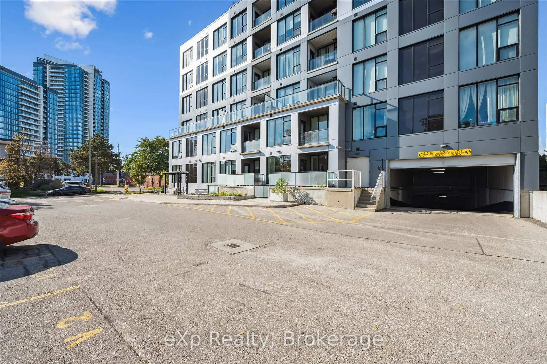 Photo 2 of Unit 202, 690 King Street W, Waterloo — HOMEH