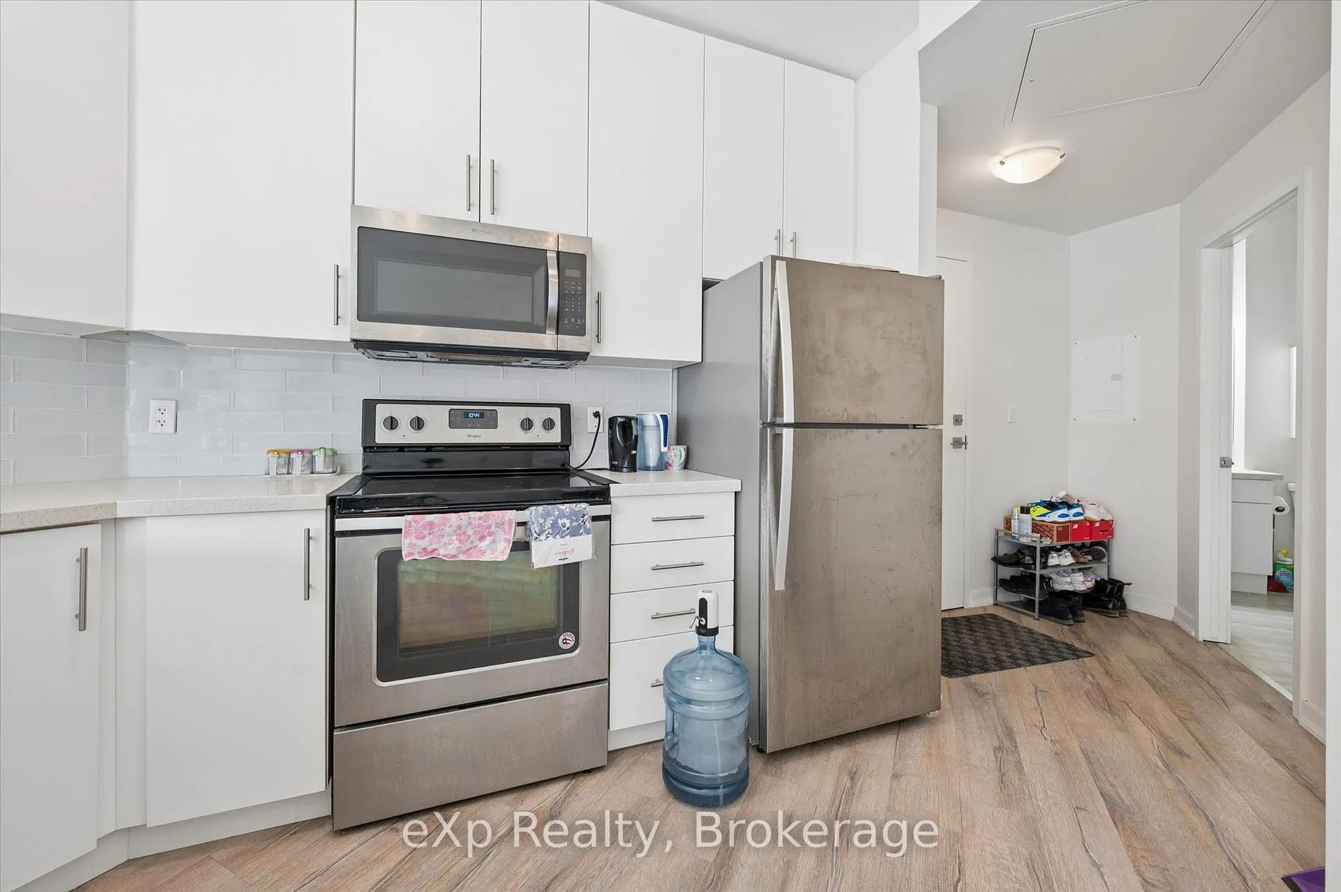 Photo 17 of Unit 202, 690 King Street W, Waterloo — HOMEH