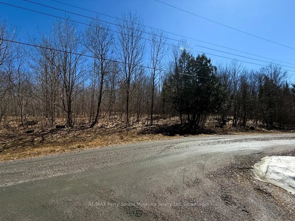Photo 39 of 57 Quinn Road, Whitestone, Hagerman — HOMEH