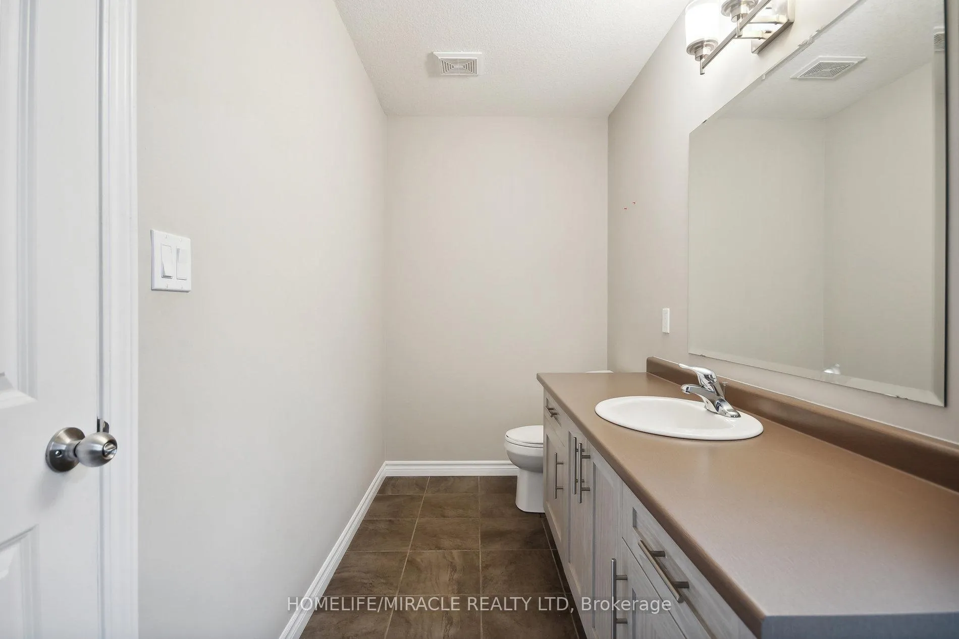 Photo 32 of 2823 Asima Drive, London, South U — HOMEH