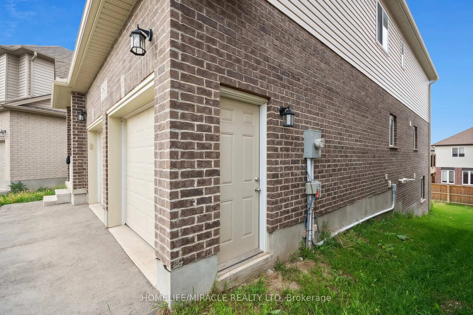 Photo 34 of 2823 Asima Drive, London, South U — HOMEH