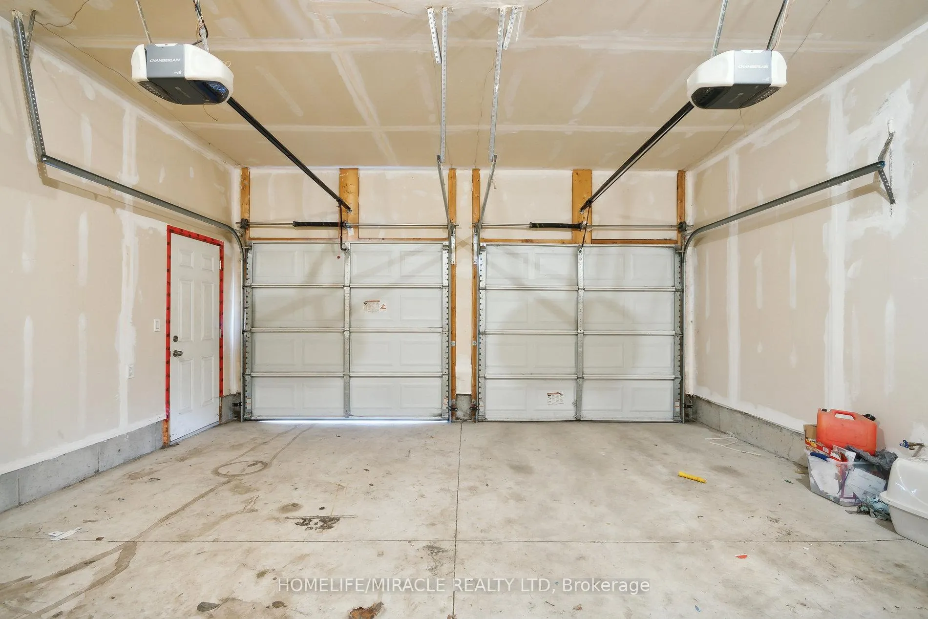 Photo 43 of 2823 Asima Drive, London, South U — HOMEH