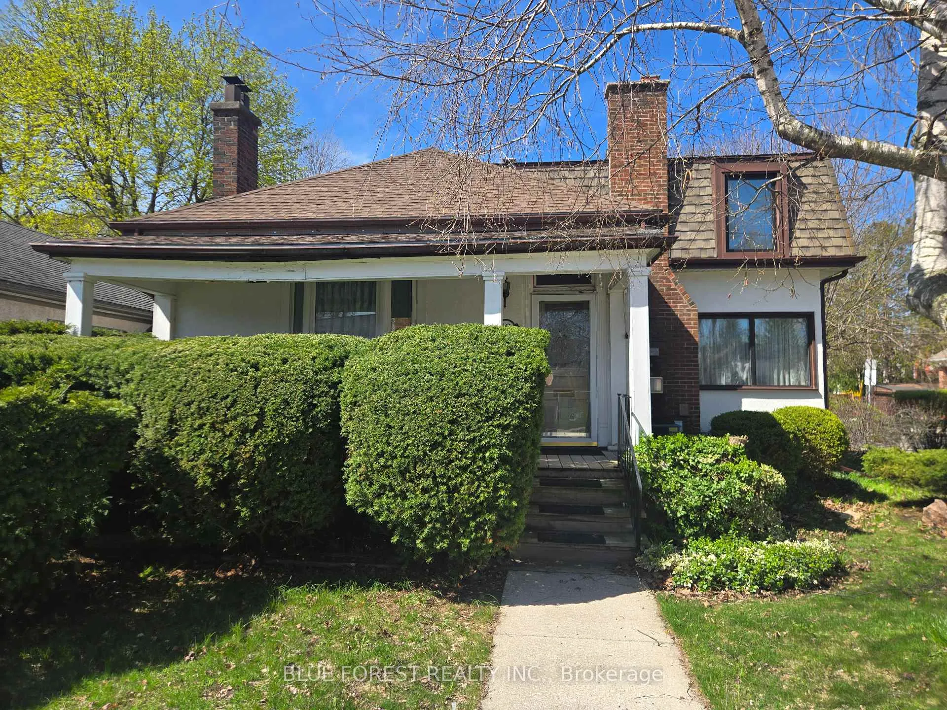 Front of 16 Arthur Street
