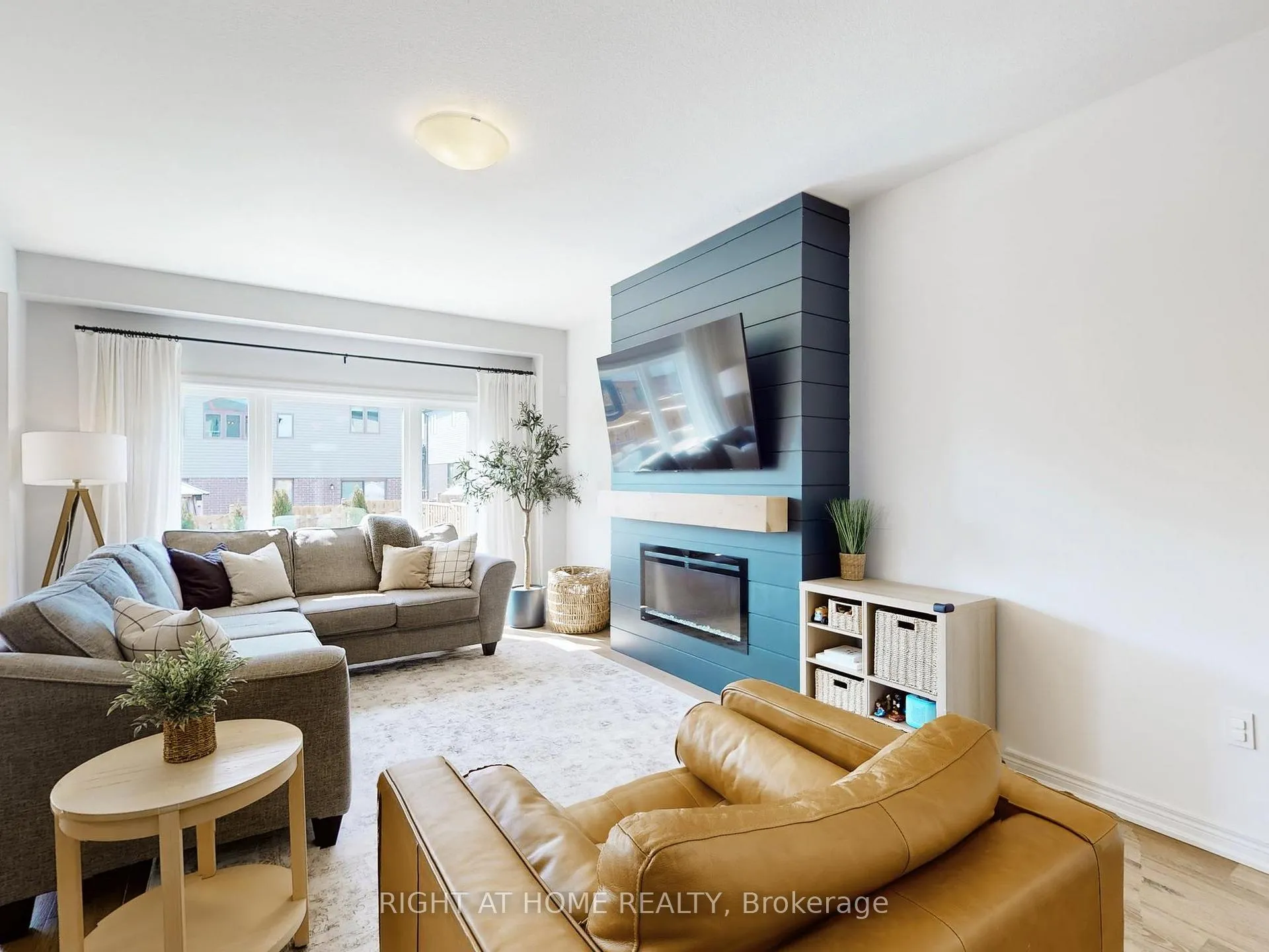 Photo 7 of 39 Baker Lane, Brant, Paris — HOMEH