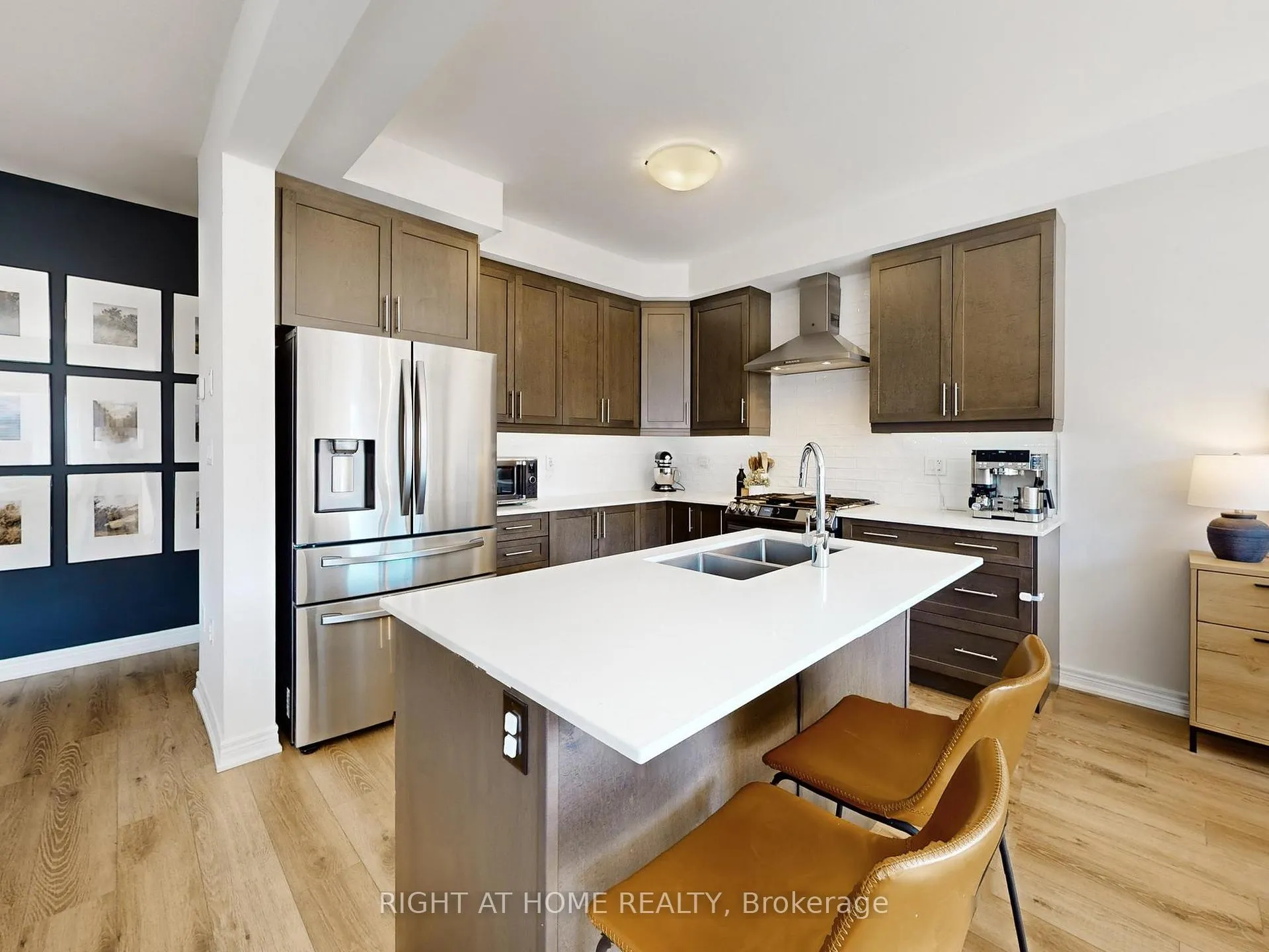 Photo 9 of 39 Baker Lane, Brant, Paris — HOMEH