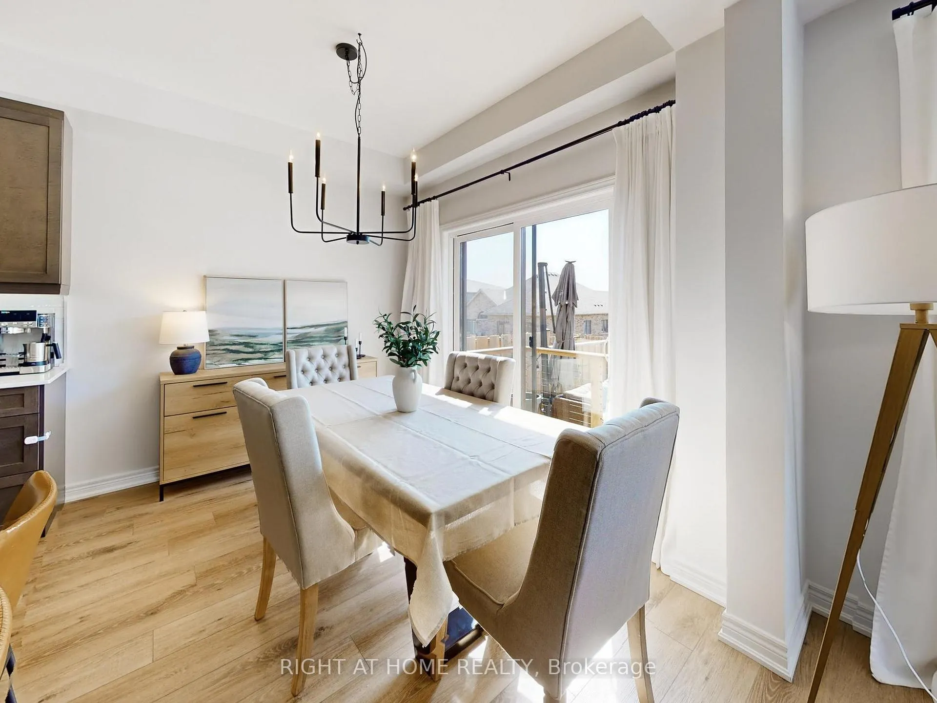Photo 14 of 39 Baker Lane, Brant, Paris — HOMEH