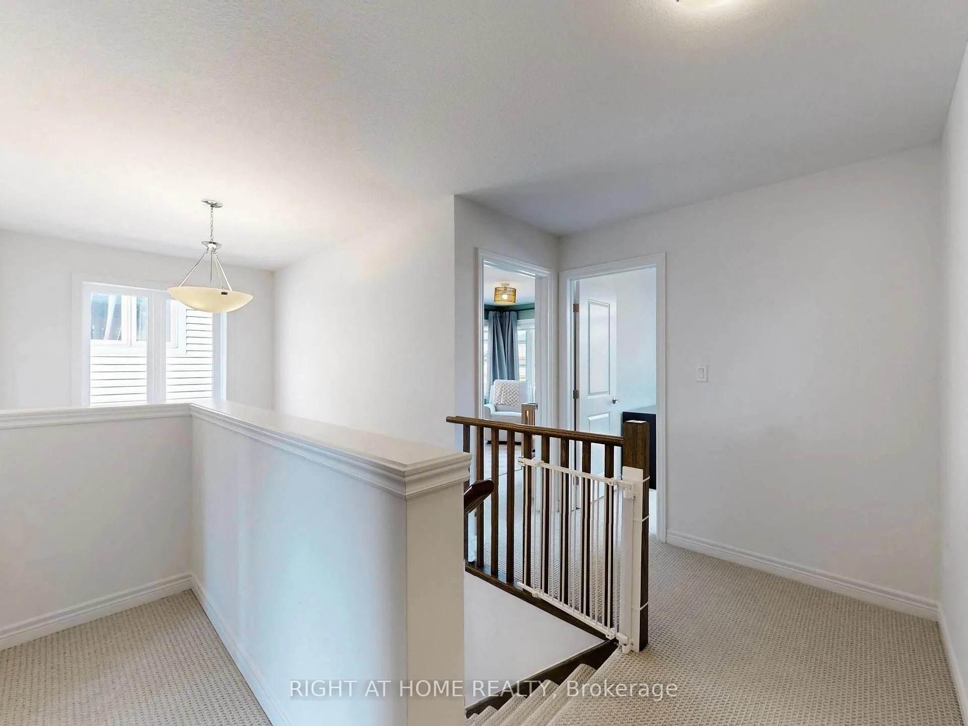 Photo 16 of 39 Baker Lane, Brant, Paris — HOMEH