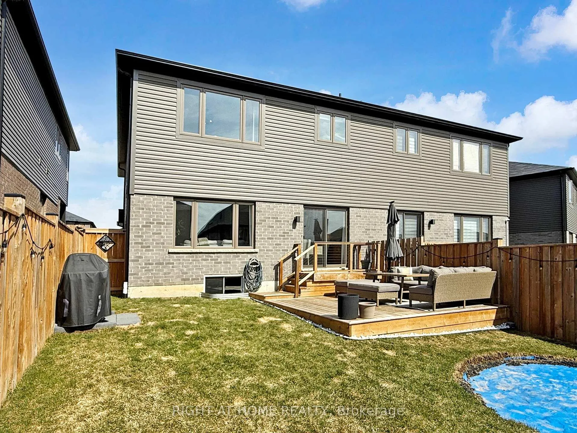 Photo 34 of 39 Baker Lane, Brant, Paris — HOMEH