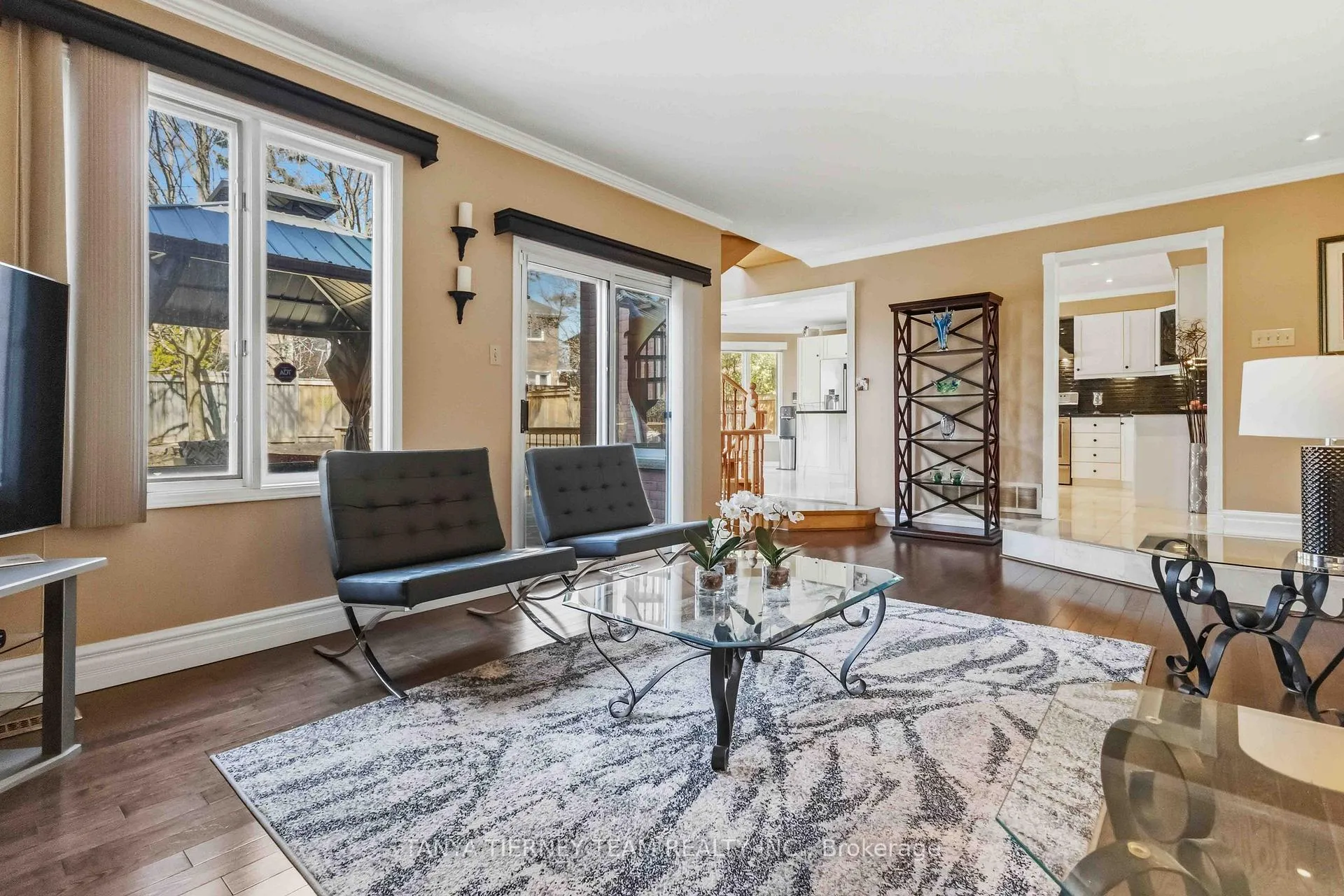 Photo 13 of 50 Lipton Crescent, Whitby, Pringle Creek — HOMEH