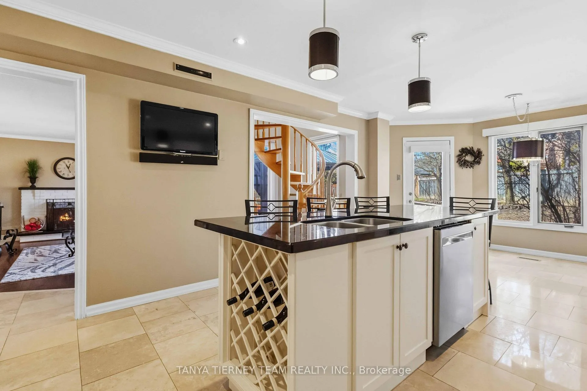 Photo 18 of 50 Lipton Crescent, Whitby, Pringle Creek — HOMEH