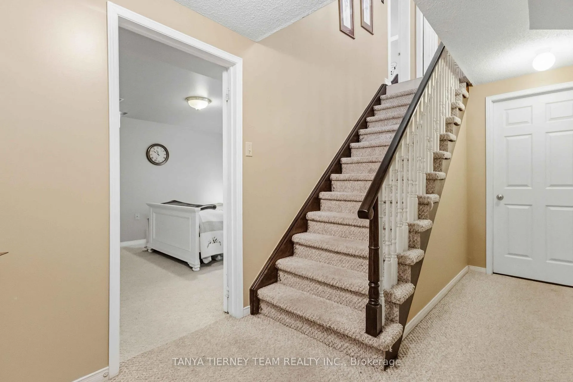 Photo 37 of 50 Lipton Crescent, Whitby, Pringle Creek — HOMEH
