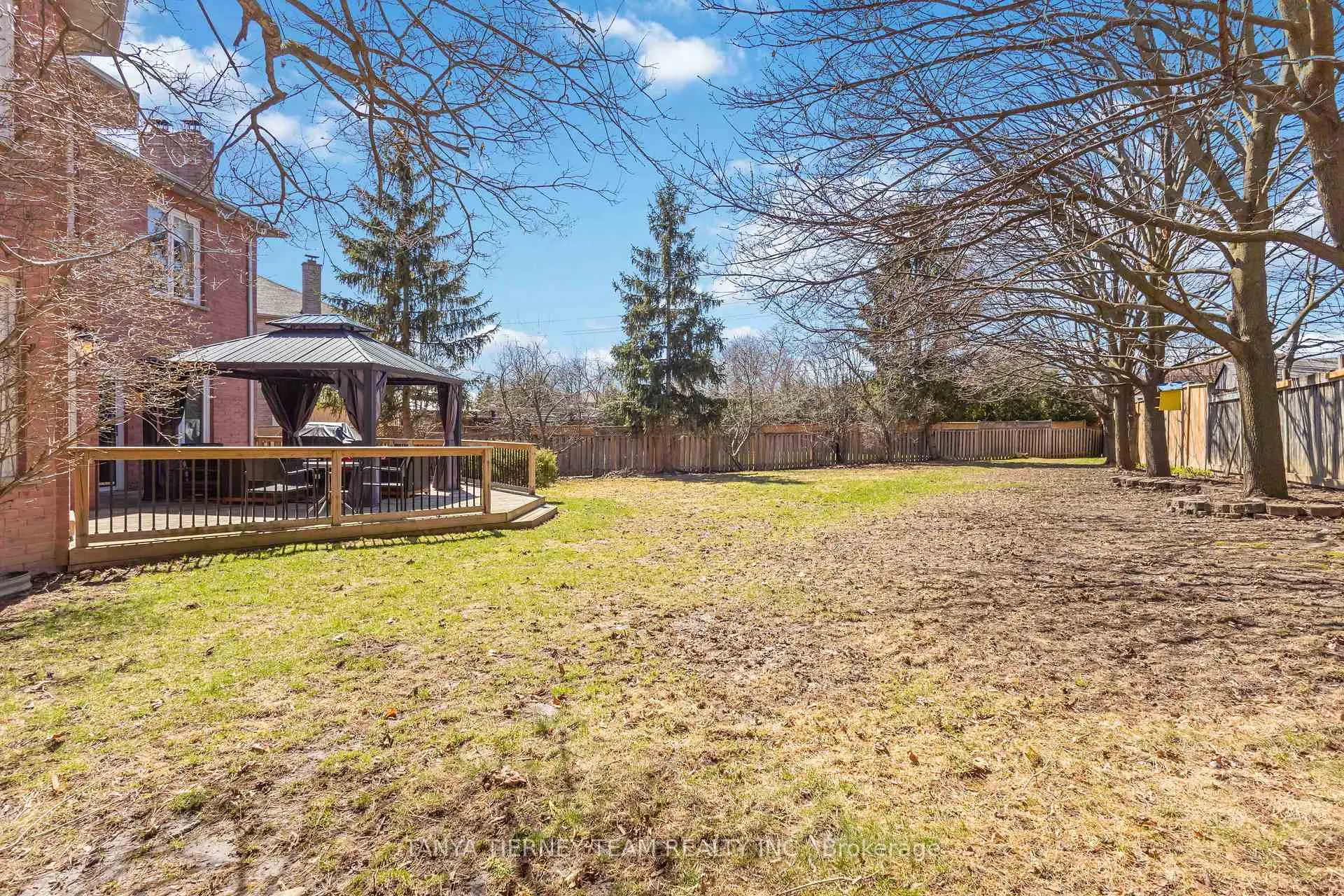 Photo 45 of 50 Lipton Crescent, Whitby, Pringle Creek — HOMEH
