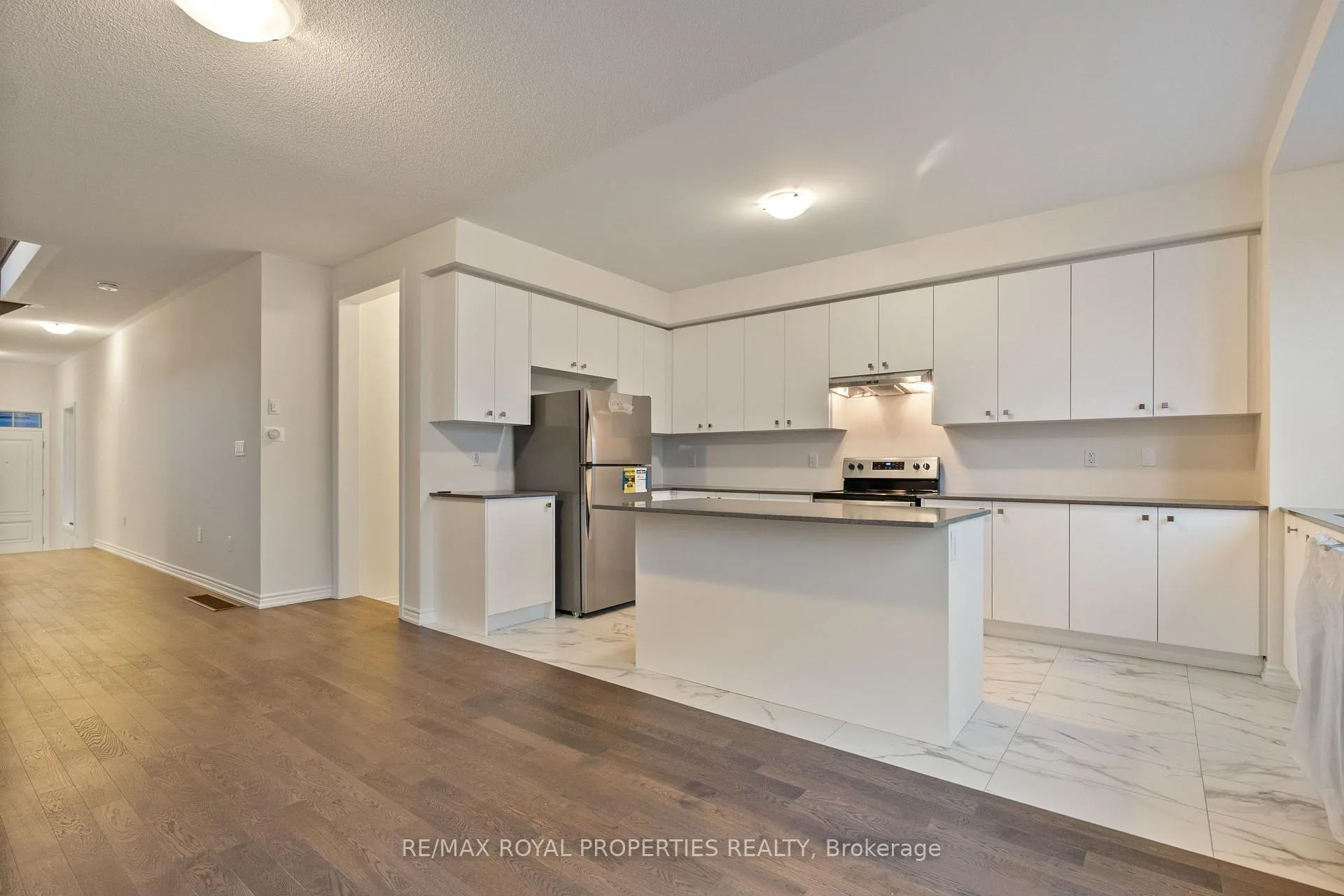Photo 9 of 2923 Nakina Street, Pickering, Rural Pickering — HOMEH