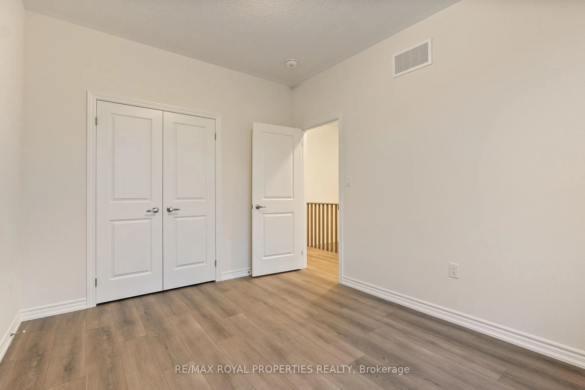Photo 21 of 2923 Nakina Street, Pickering, Rural Pickering — HOMEH